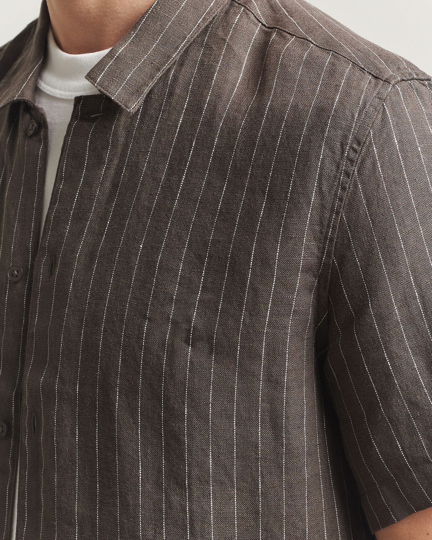 Men | Shirts | Samsøe Samsøe | Avan Linen Striped Short Sleeve Shirt Black Olive