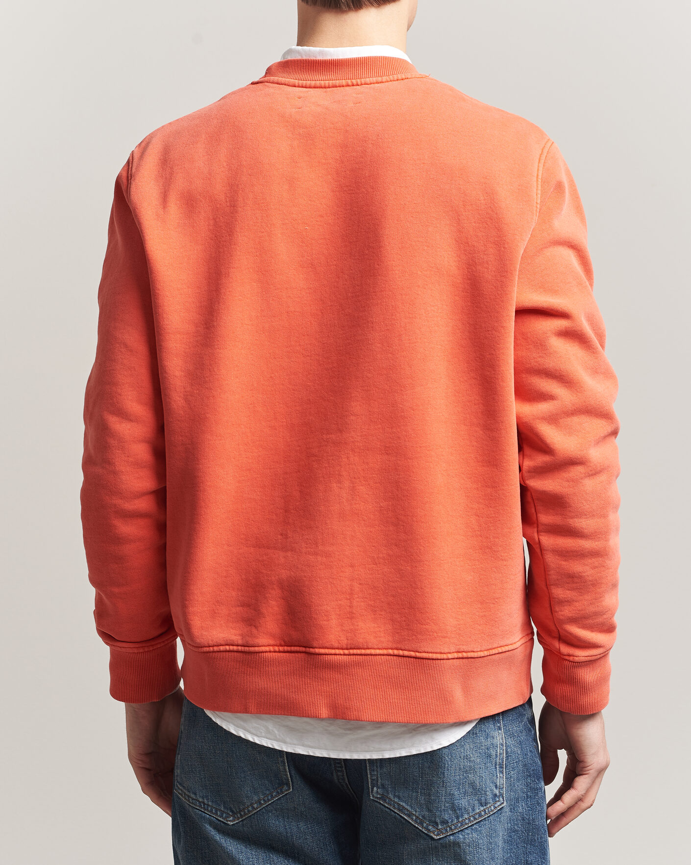 Men | Sweaters & Knitwear | Samsøe Samsøe | Joel Washed Organic Cotton Sweatshirt Aurora Red