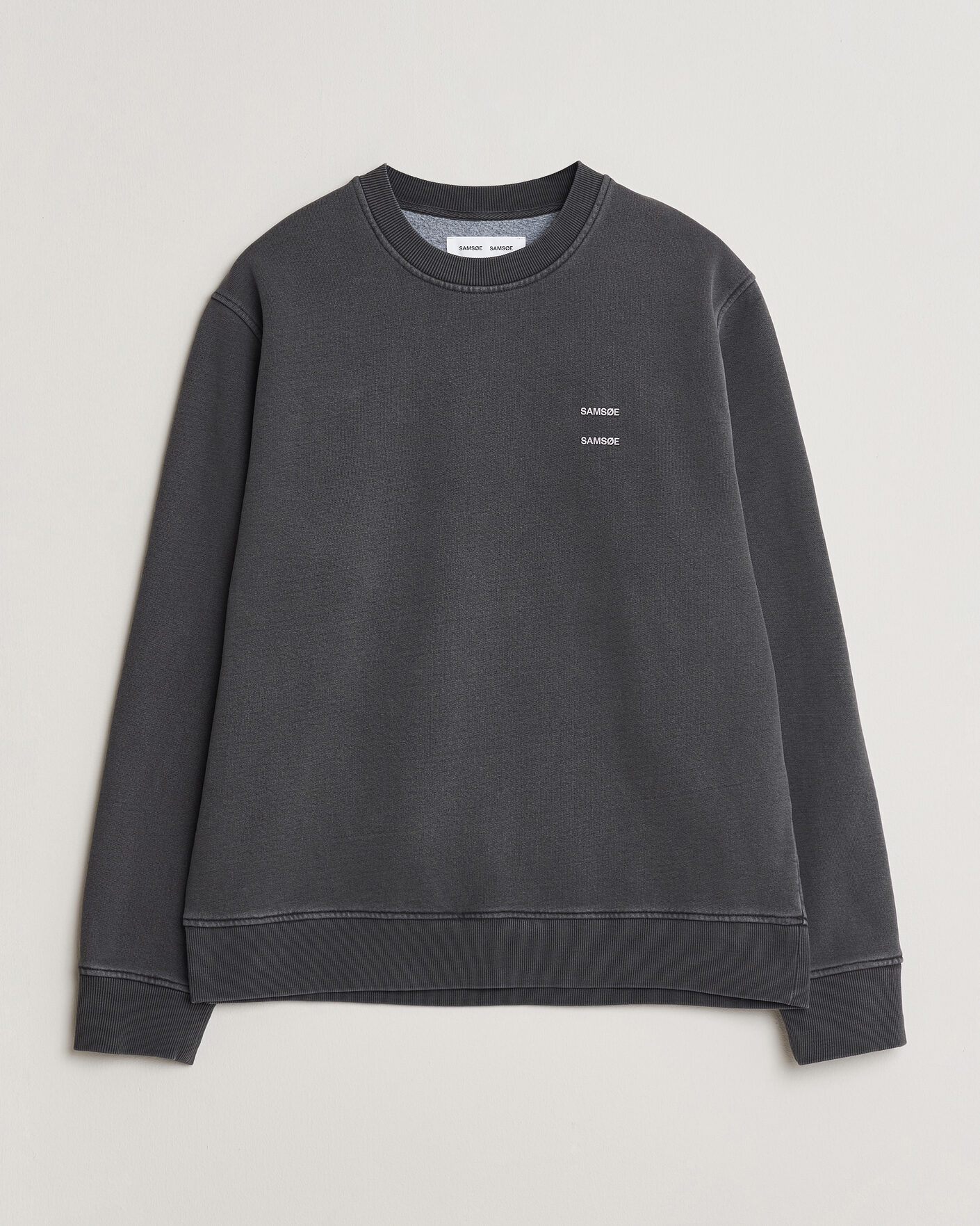 Men | Sweaters & Knitwear | Samsøe Samsøe | Joel Washed Organic Cotton Sweatshirt Black