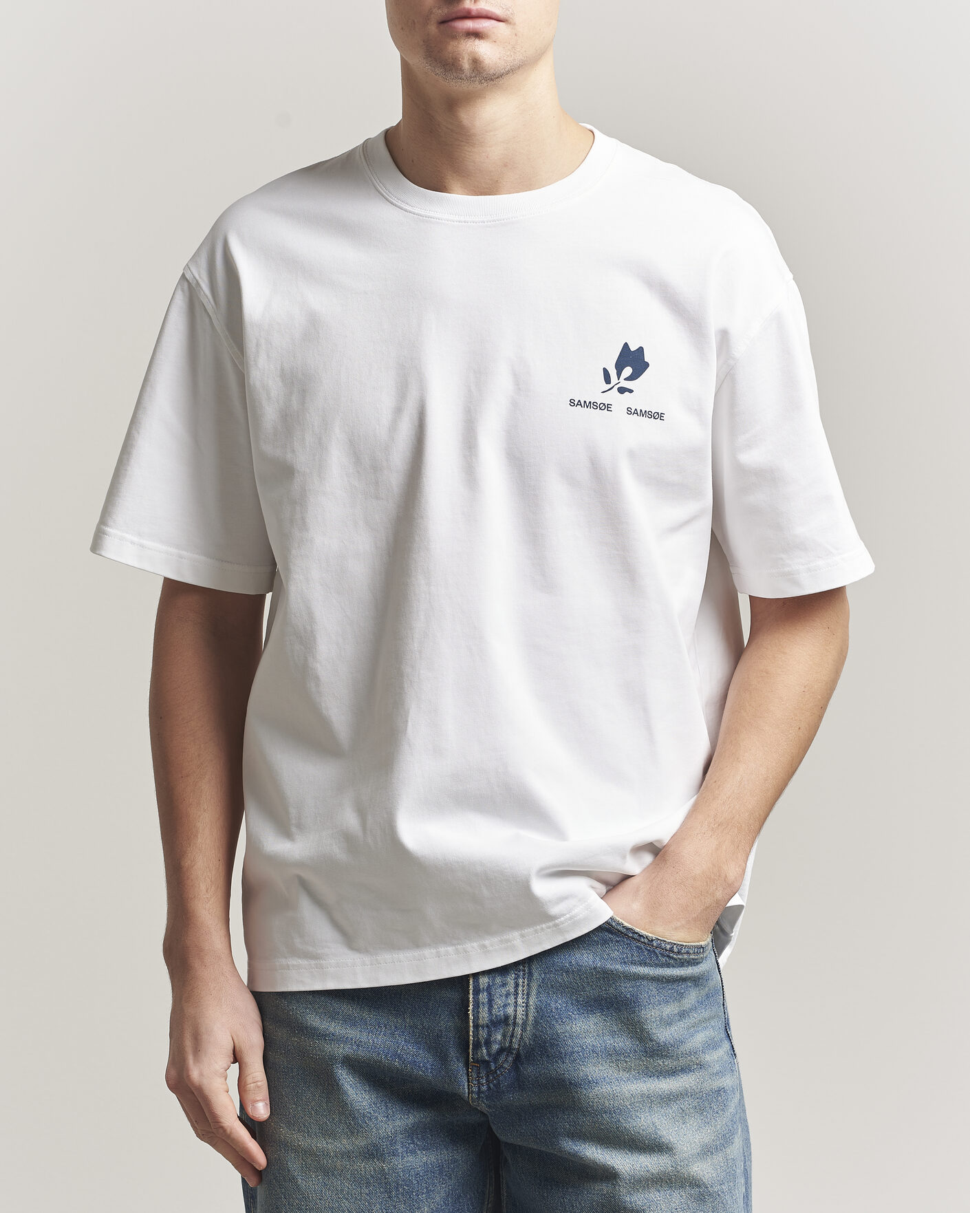 Men | T-Shirts | Samsøe Samsøe | Cohen Printed Crew Neck T-Shirt White