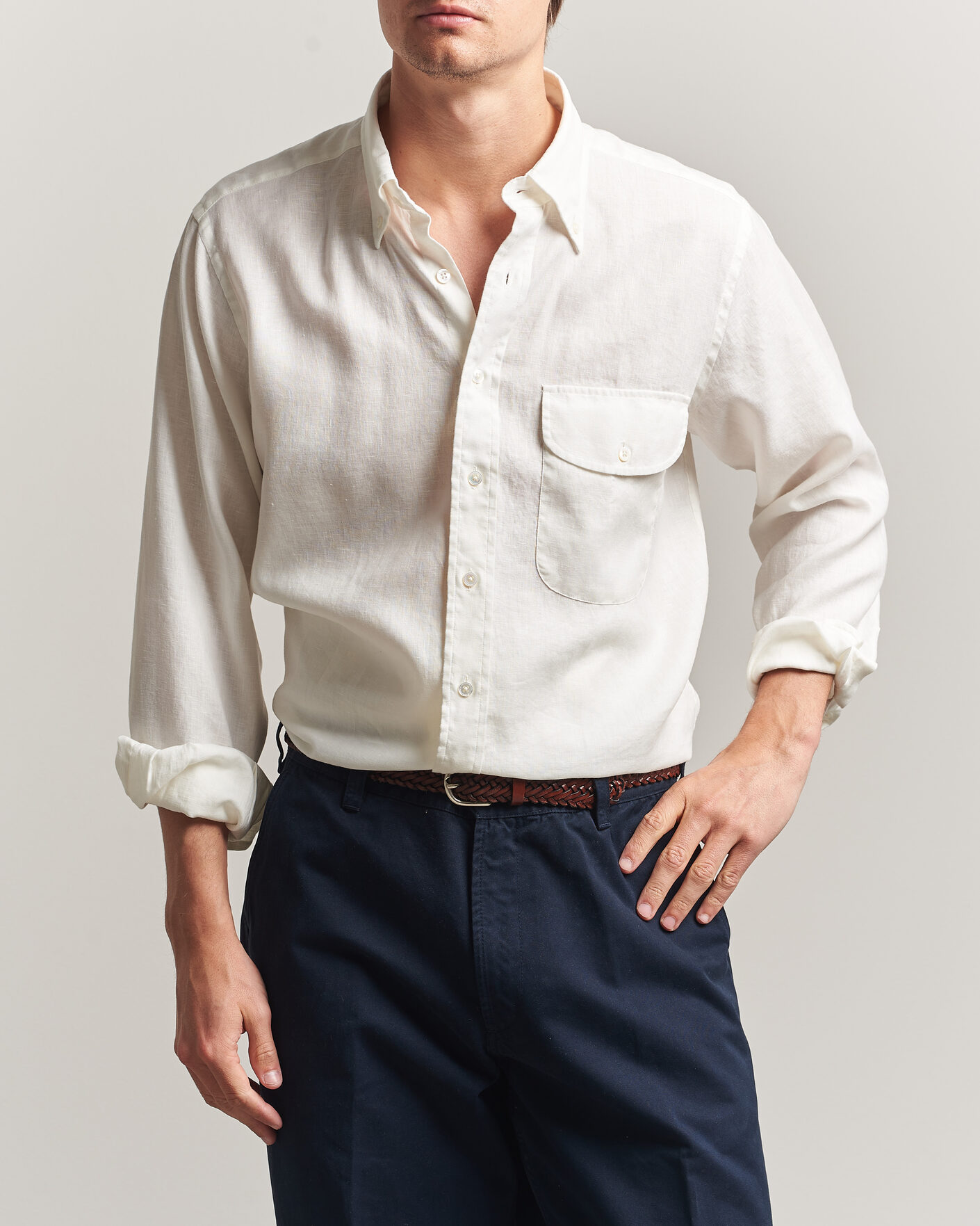 Men | Shirts | Drake's | Linen Button Down Curved Pocket Shirt White