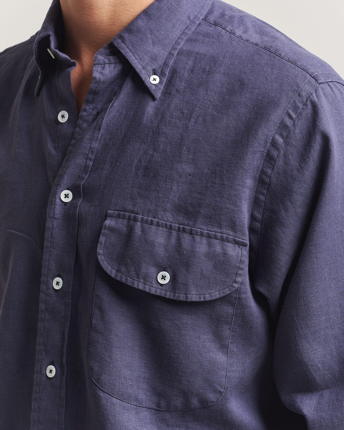 Men | Shirts | Drake's | Linen Button Down Curved Pocket Shirt Navy