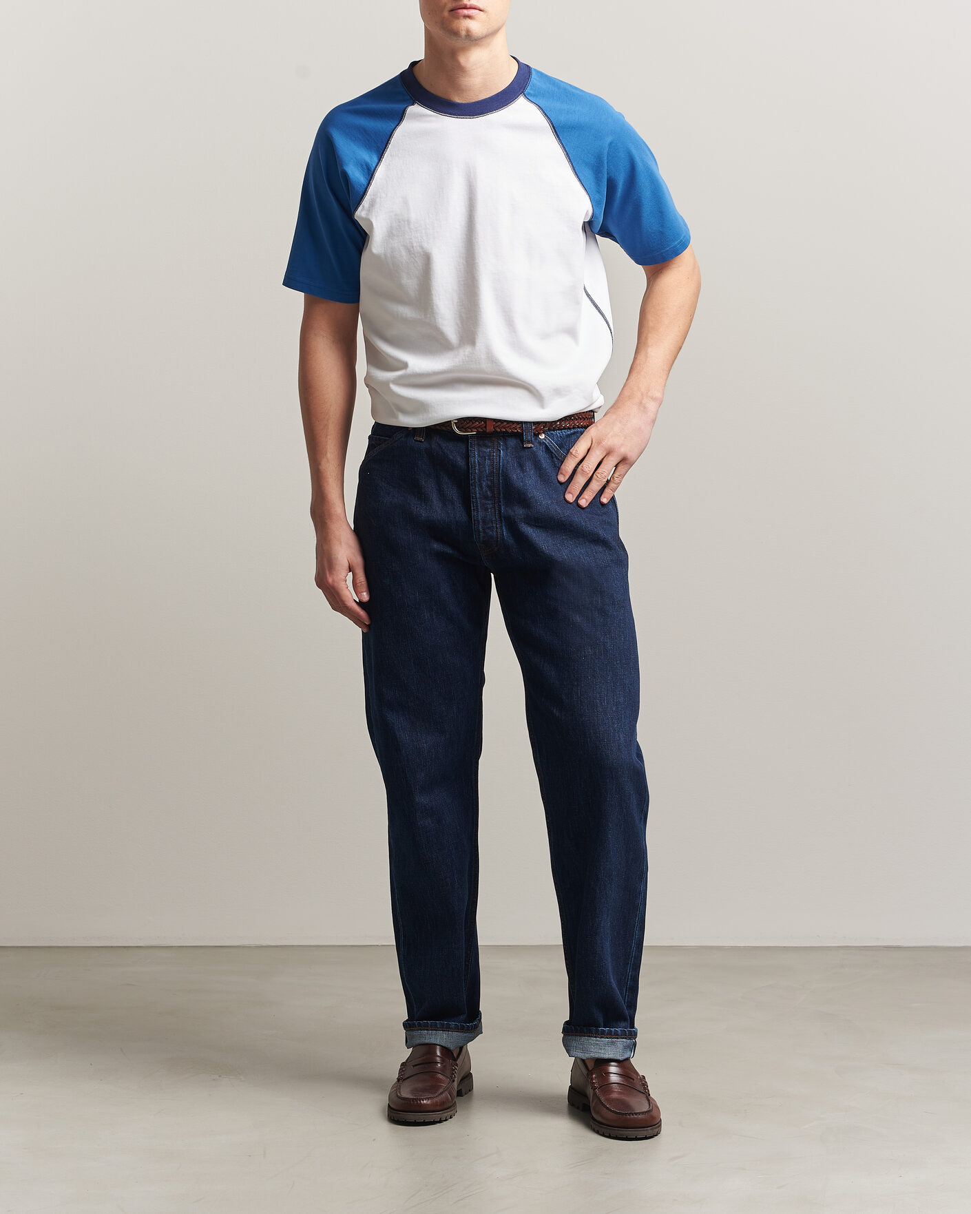 Men | T-Shirts | Drake's | Two Tone Raglan T-Shirt White/Blue