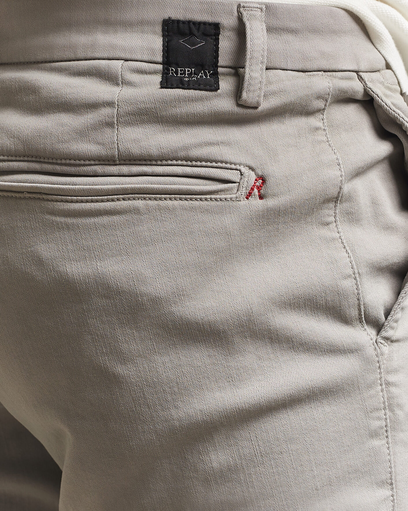 Men | Trousers | Replay | Benni Hyperflex X-Lite Chinos Light Grey