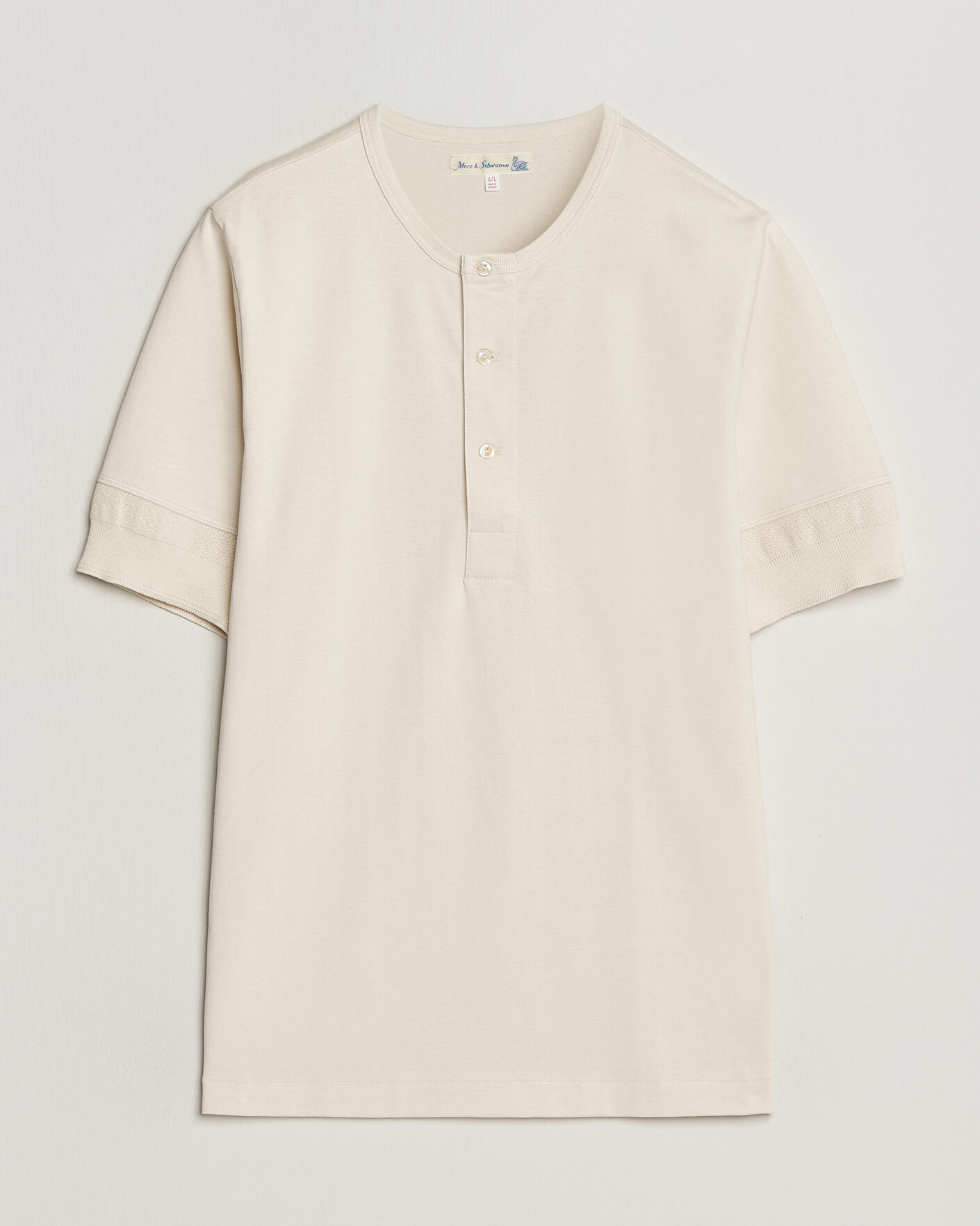 Men | T-Shirts | Merz b. Schwanen | Classic Organic Cotton Short Sleeve Henley Nature