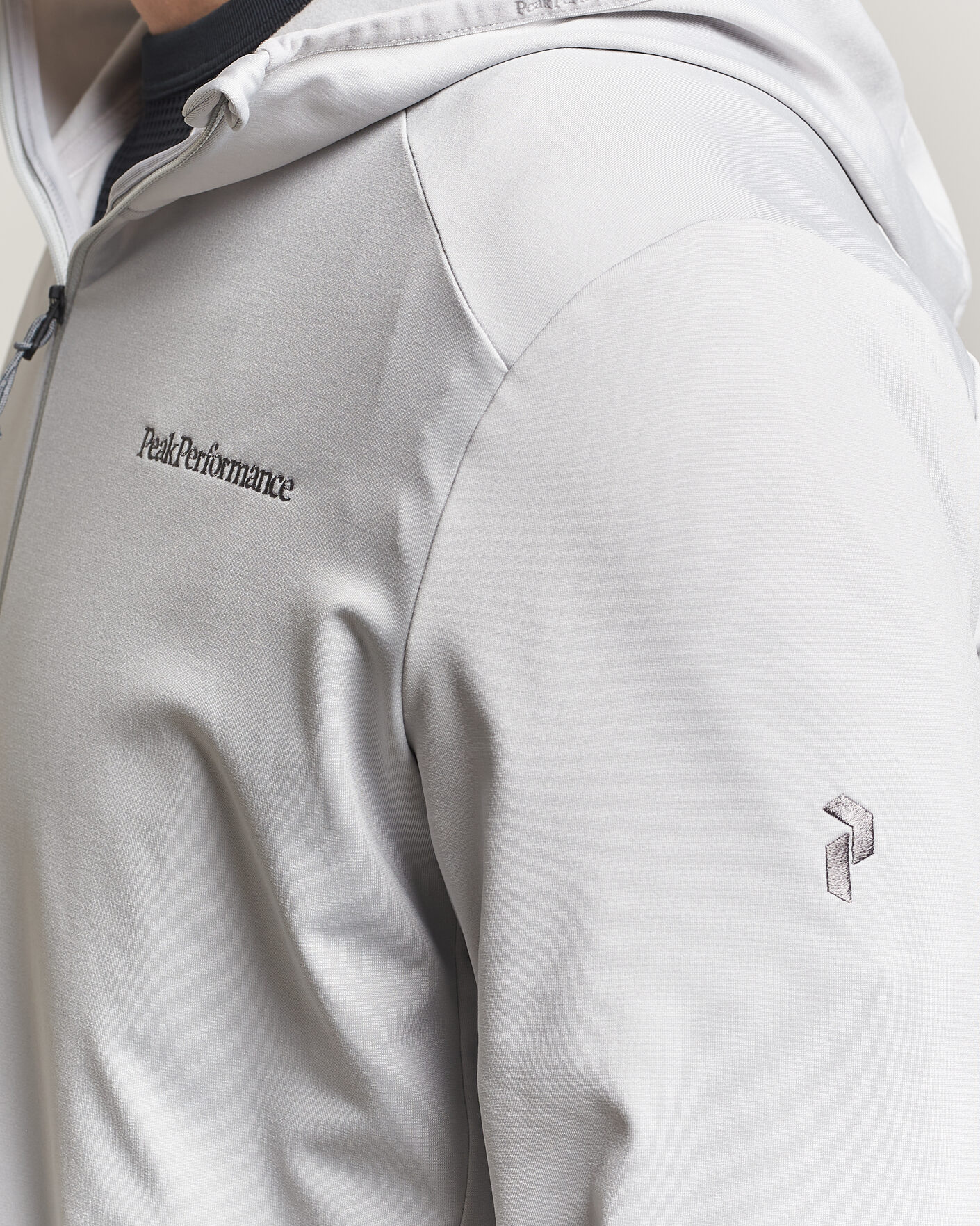 Men | Sweaters & Knitwear | Peak Performance | Light Hooded Full Zip Summit Smoke