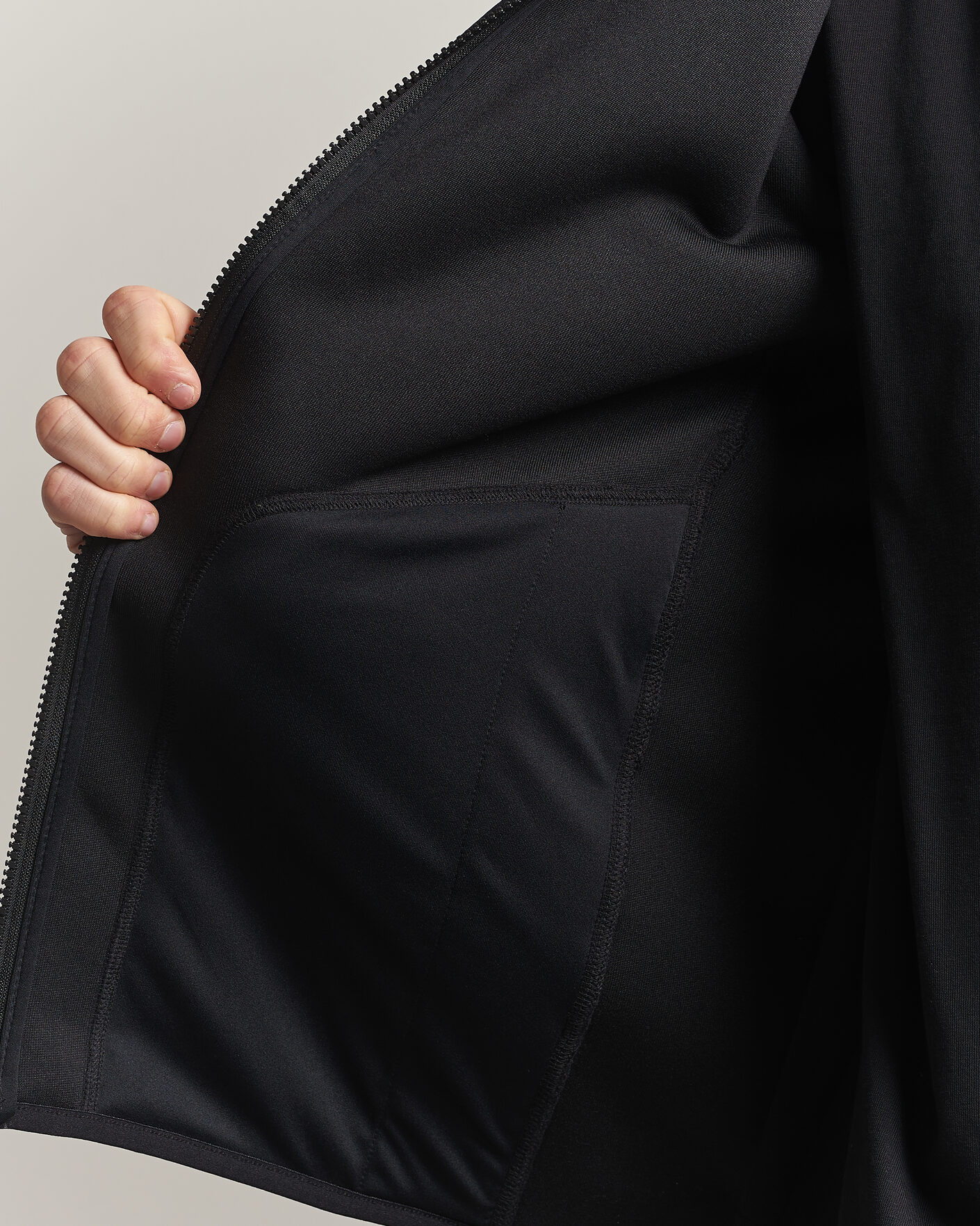 Men | Sweaters & Knitwear | Peak Performance | Nature Rush Pile Full Zip Black