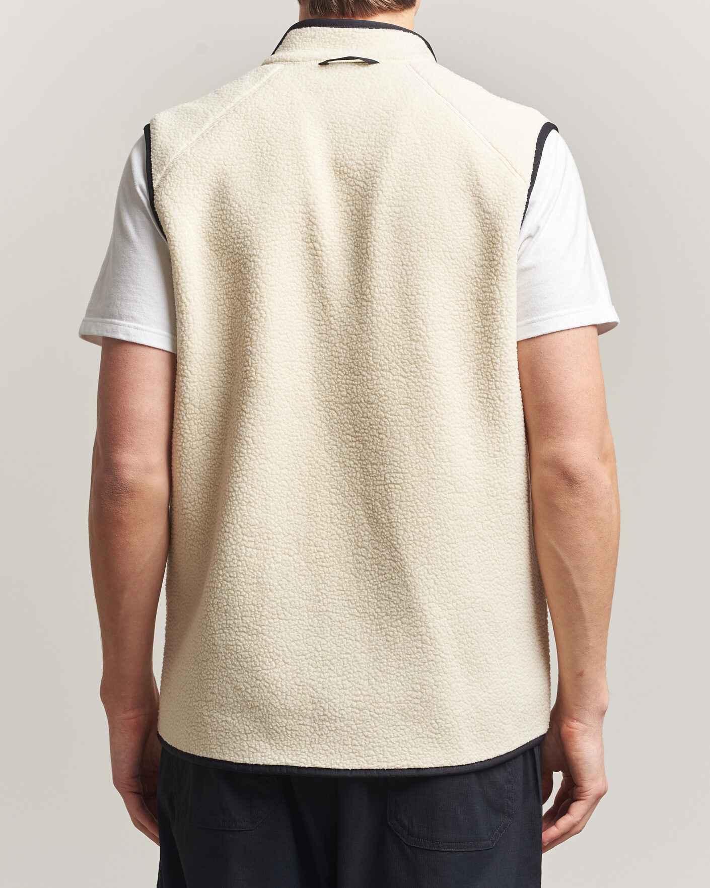 Men | Gilets | Peak Performance | Nature Rush Pile Vest Sand Fog
