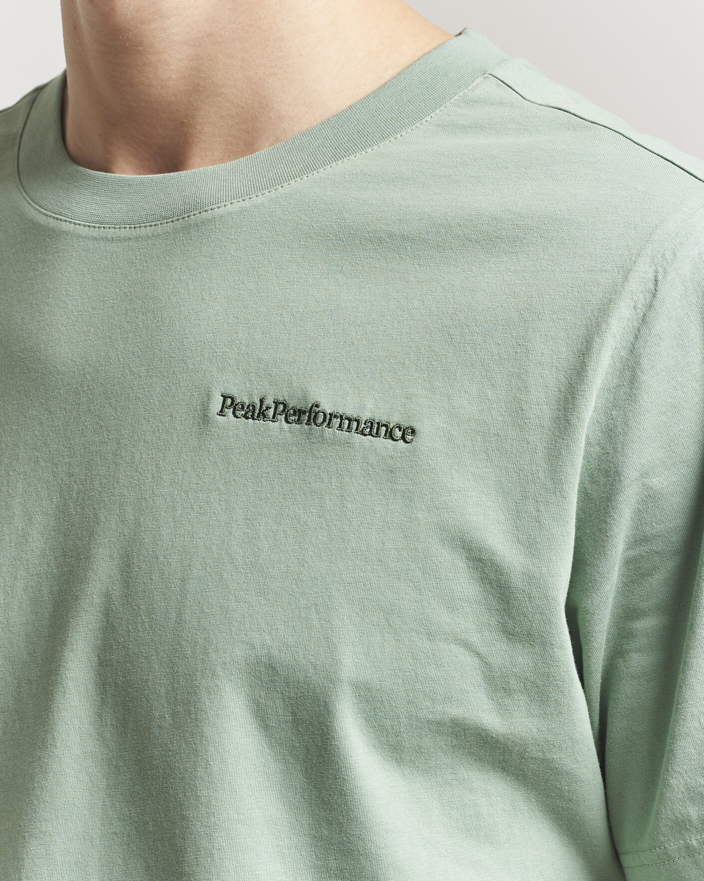 Men | T-Shirts | Peak Performance | Original Crew Neck T-Shirt Green Valley