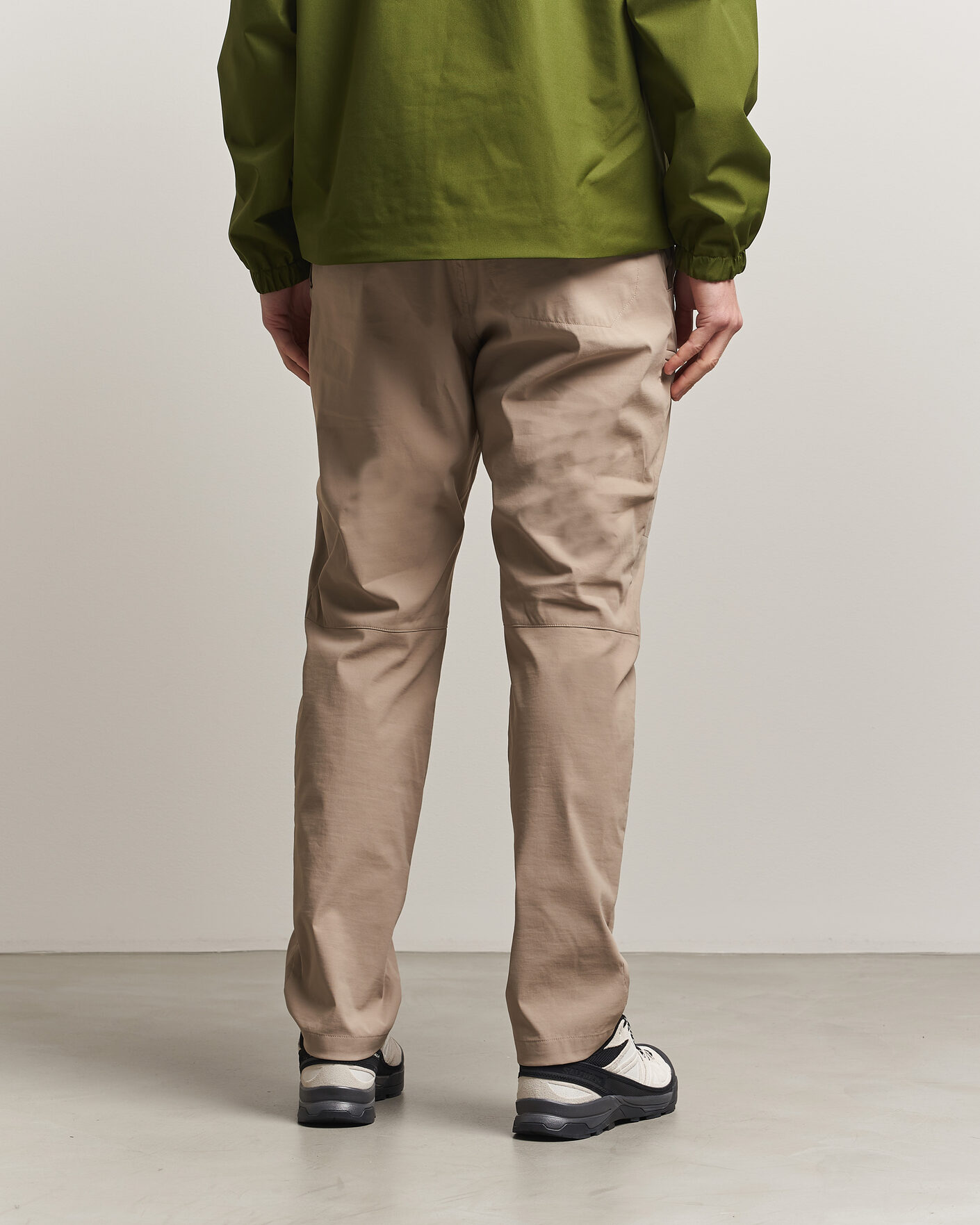 Men | Trousers | Peak Performance | Iconiq Pants Avid Beige