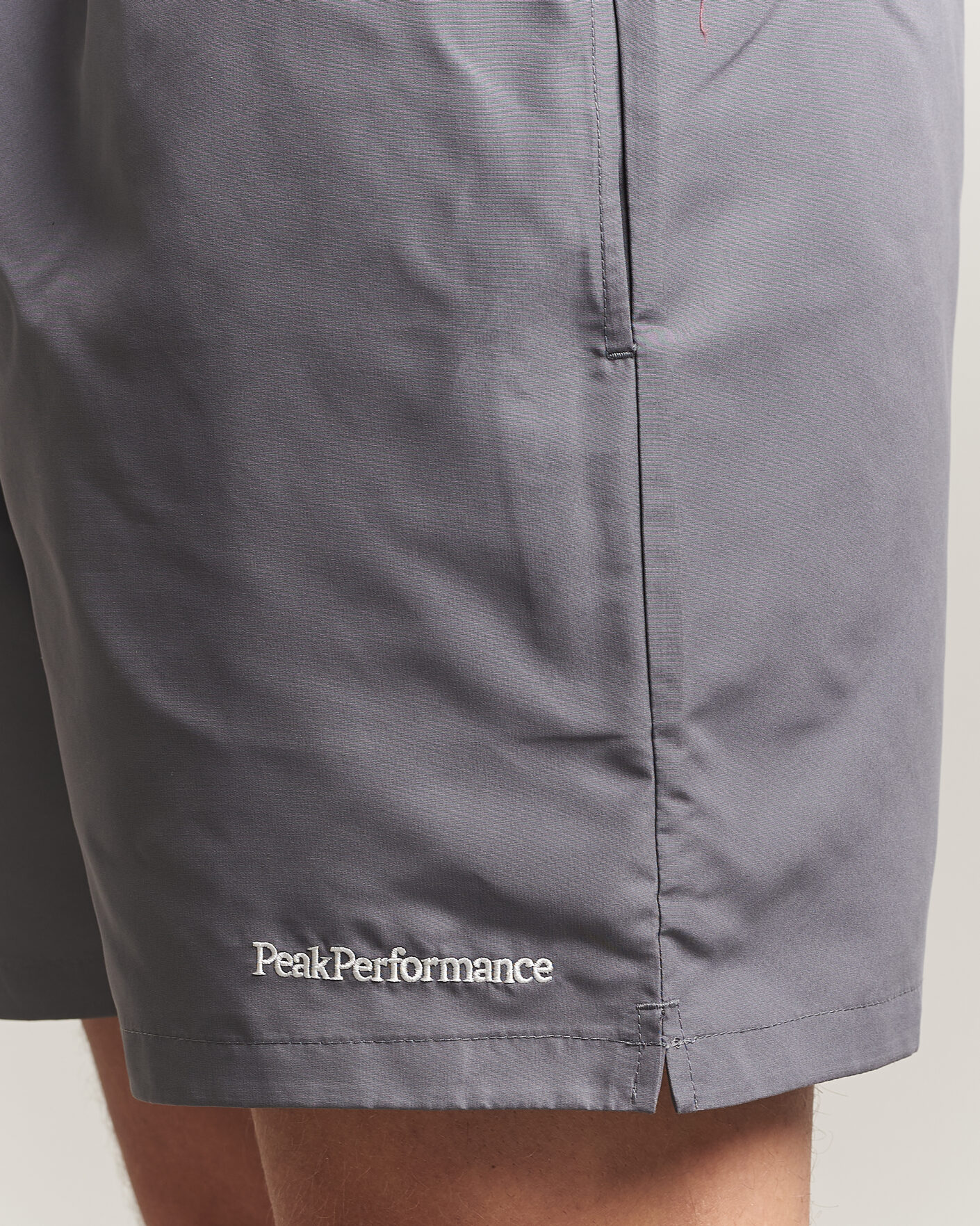 Men | Swimwear | Peak Performance | Swimshorts Quite Grey