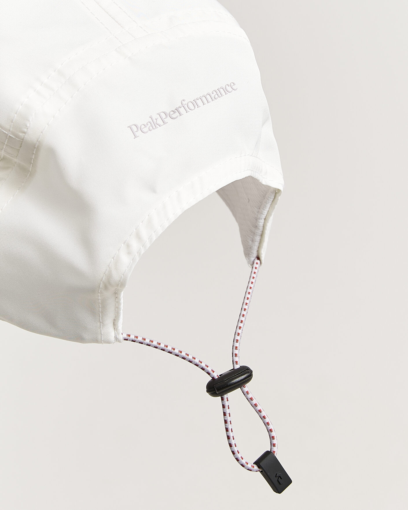 Men | Hats & Caps | Peak Performance | Lightweight Cap White/Sand Fog