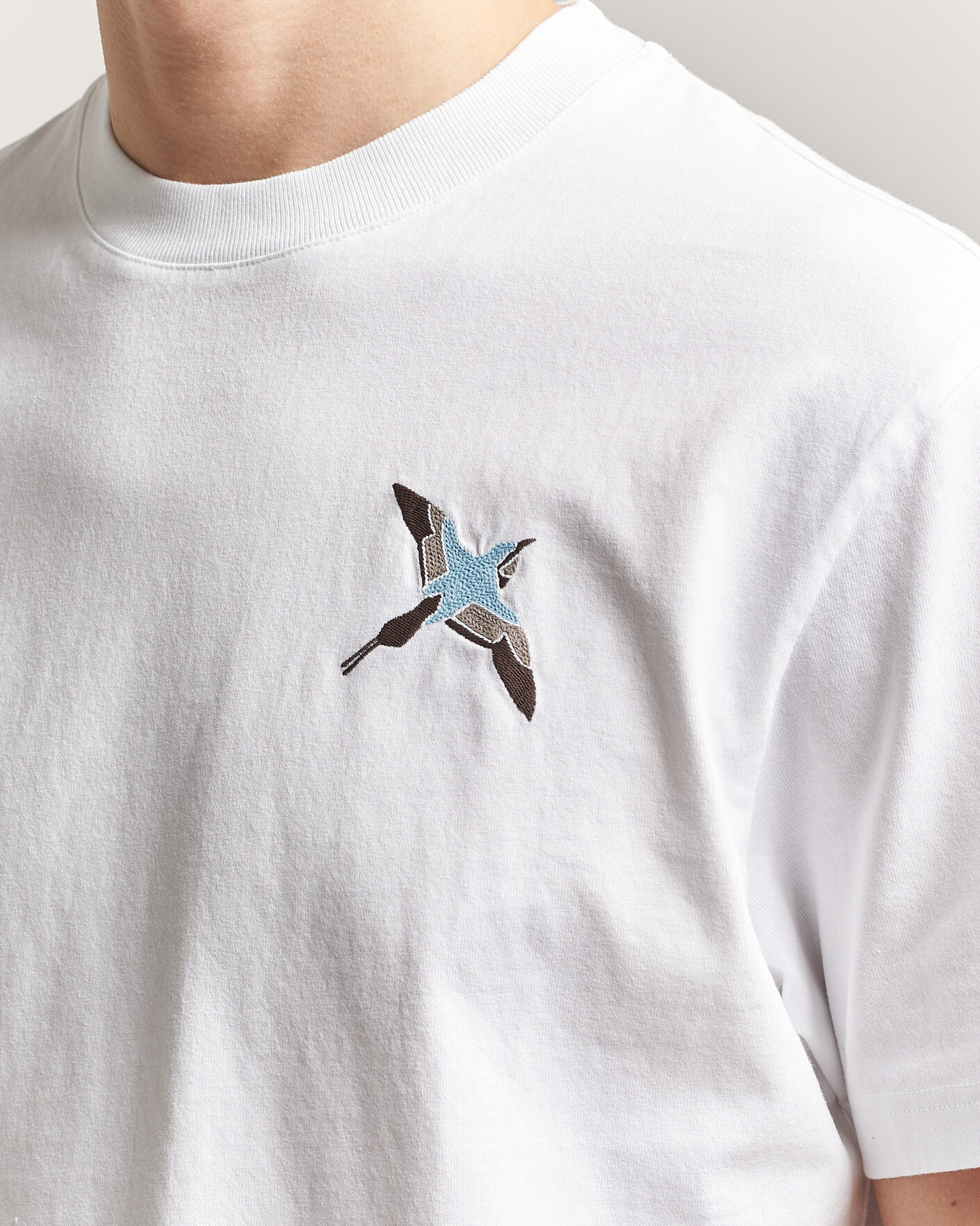 Men | T-Shirts | Axel Arigato | Micro Bee Bird T-Shirt White