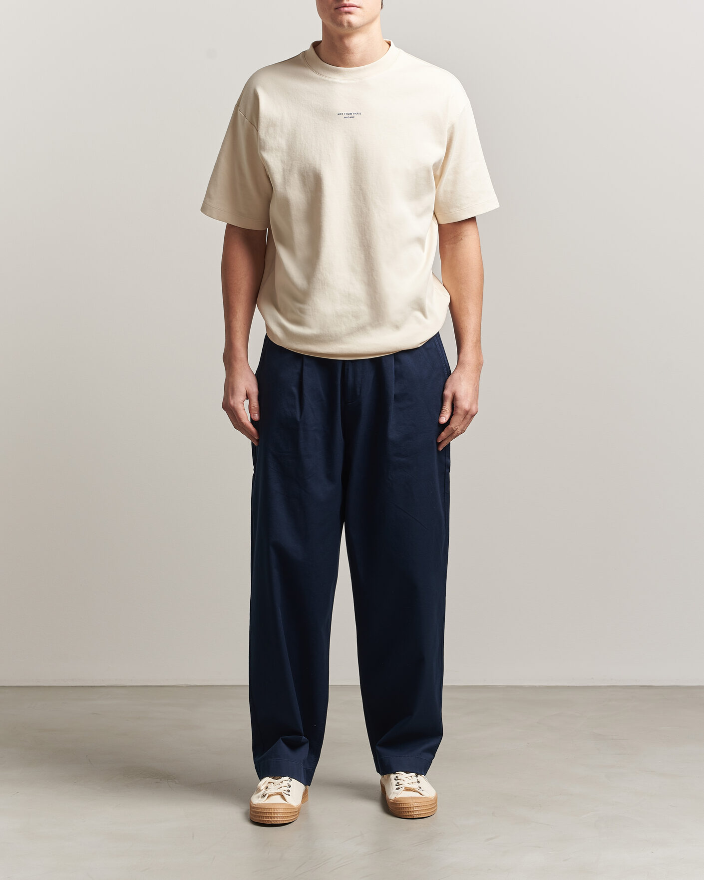 Men | T-Shirts | Drôle de Monsieur | Classic Slogan T-Shirt Sand