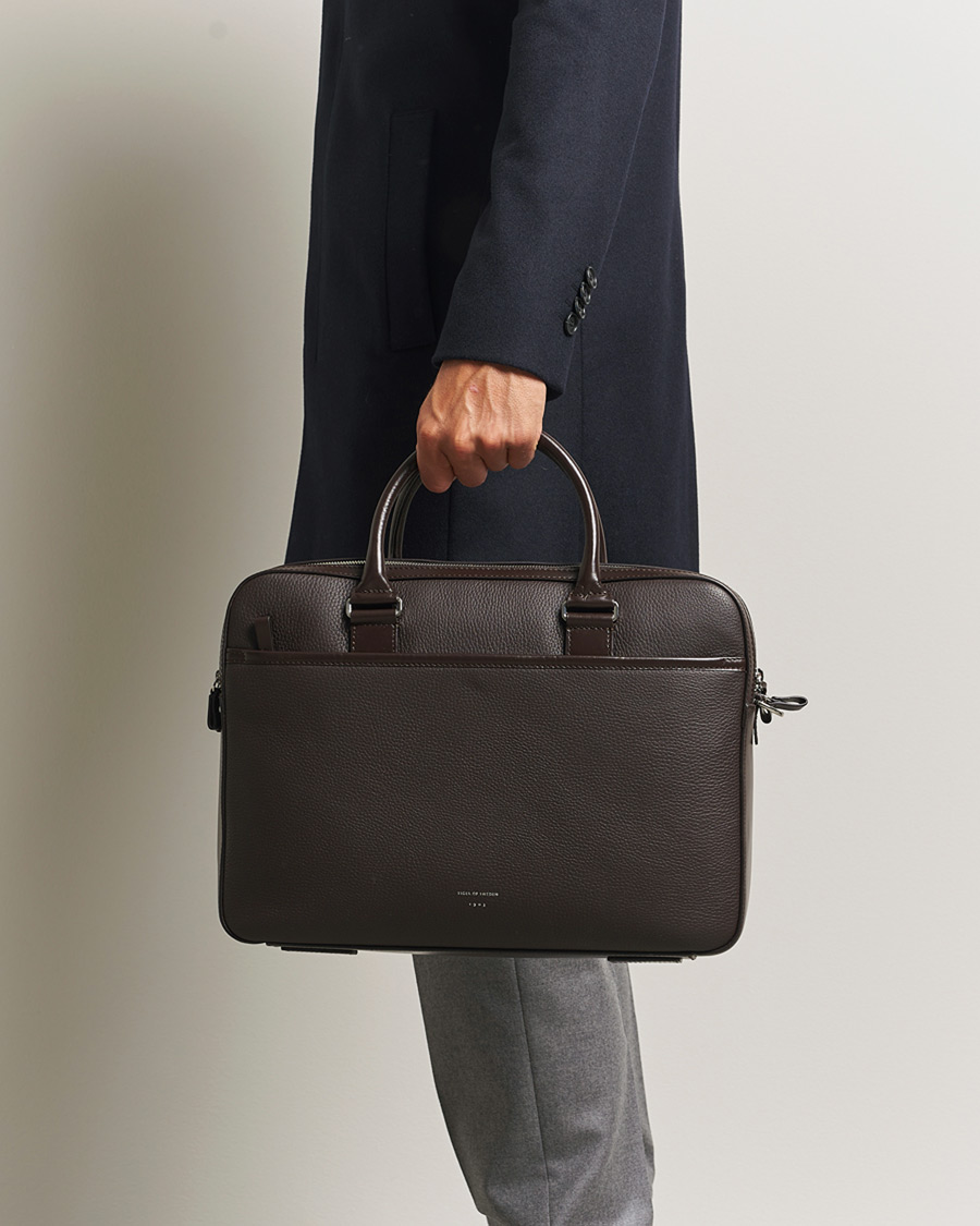 Men | Bags | Tiger of Sweden | Burin Grained Leather Briefcase Dark Brown