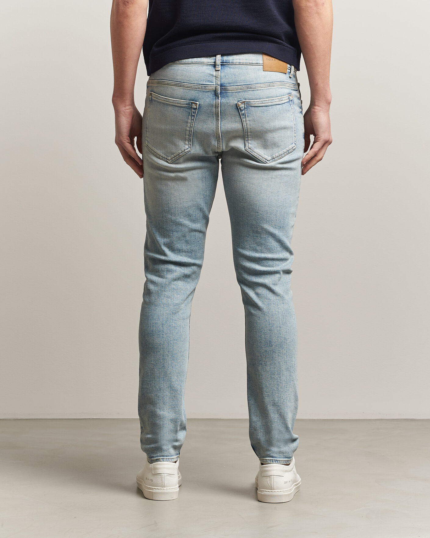 Men | Trousers | Tiger of Sweden | Evolve Jeans Light Blue