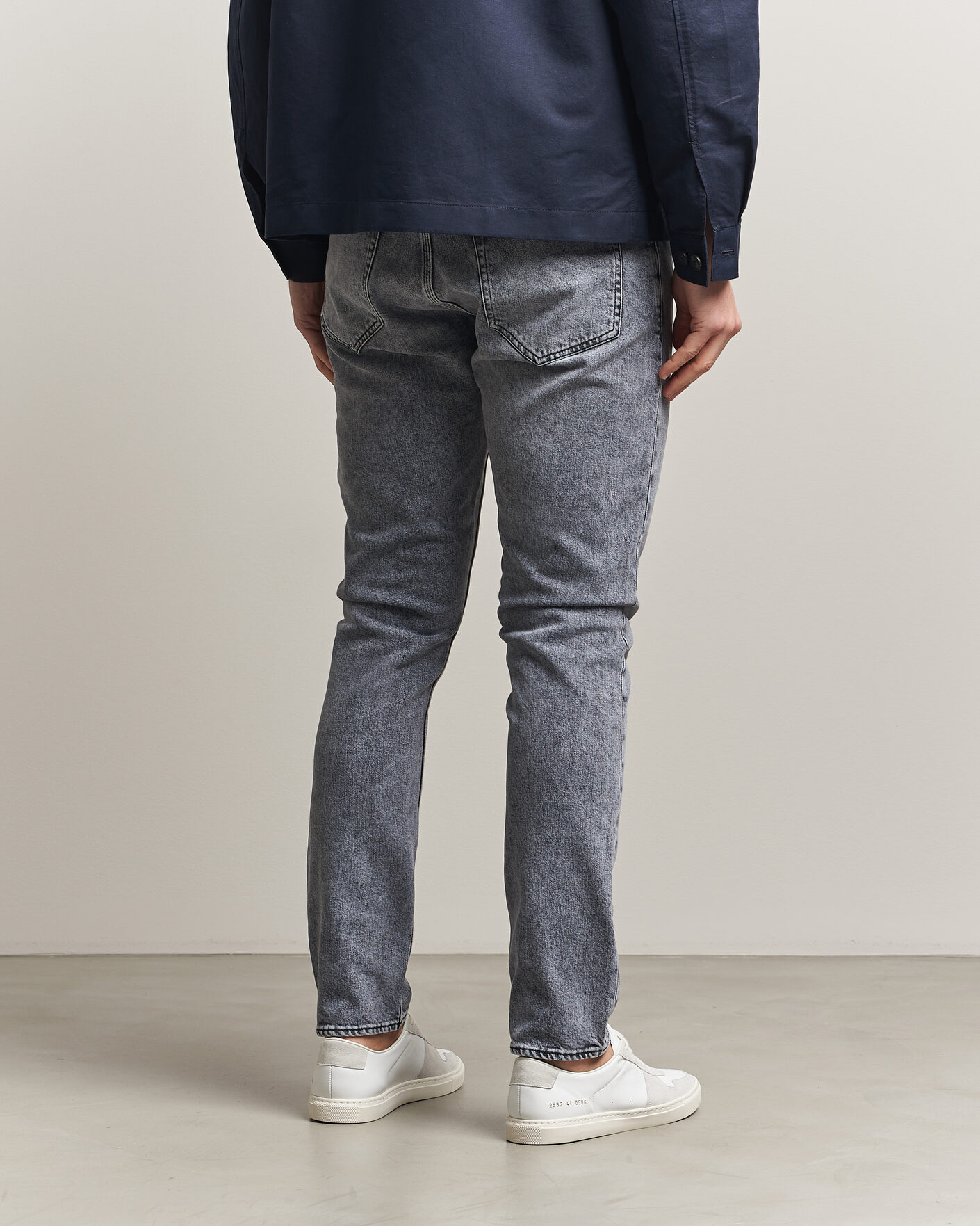 Men | Trousers | Tiger of Sweden | Pistolero Jeans Washed Grey