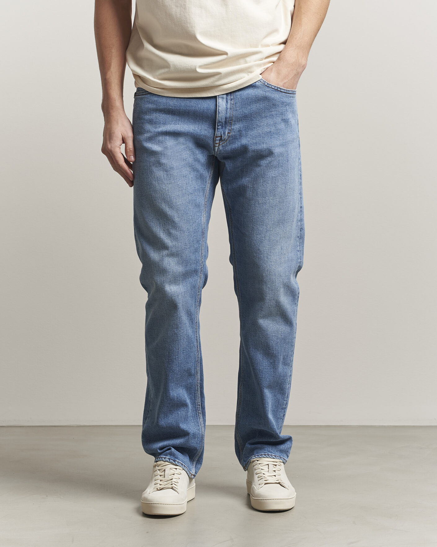 Men | Jeans | Tiger of Sweden | Des Jeans Light Blue