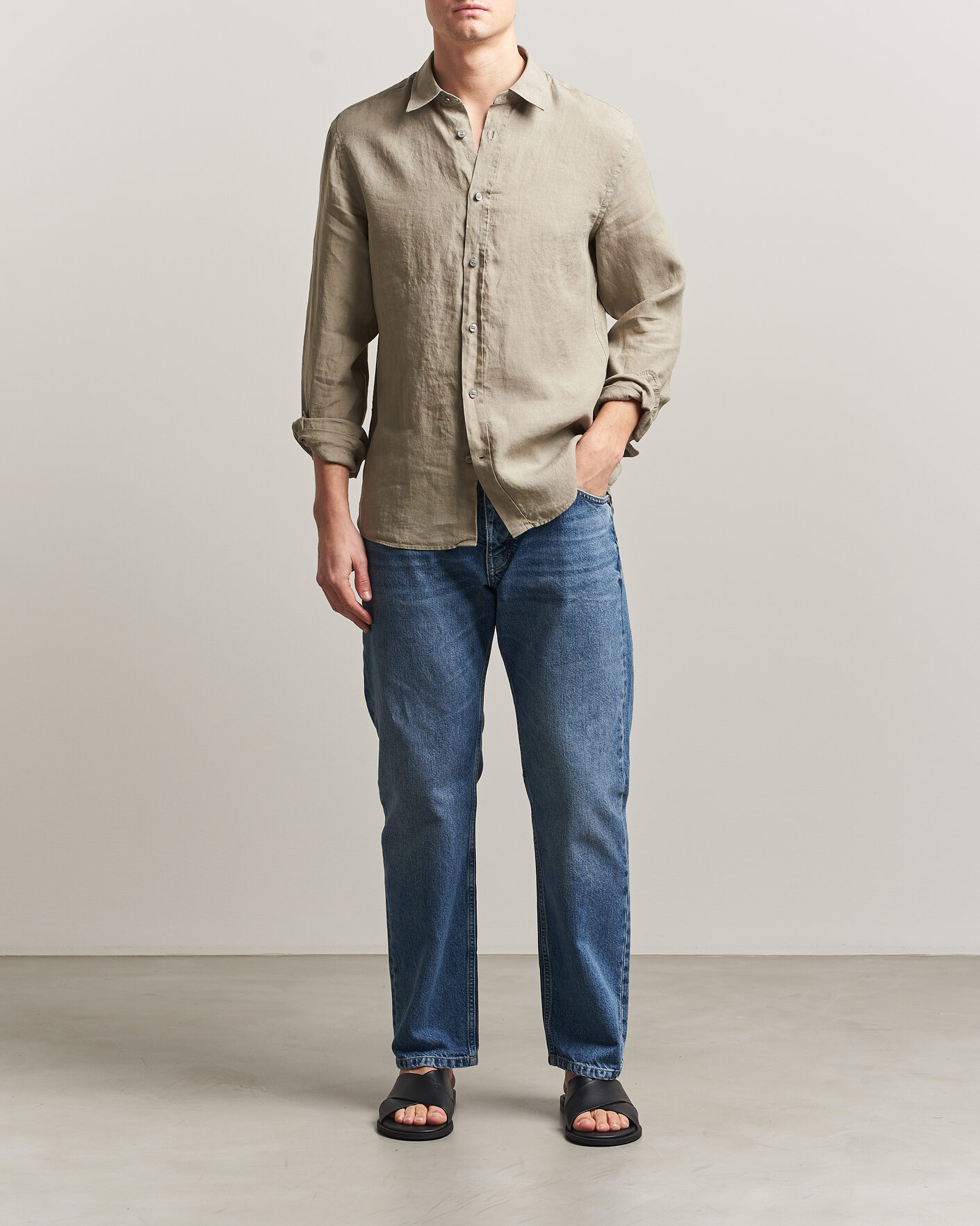 Men | Shirts | Tiger of Sweden | Spenser Linen Shirt Mole