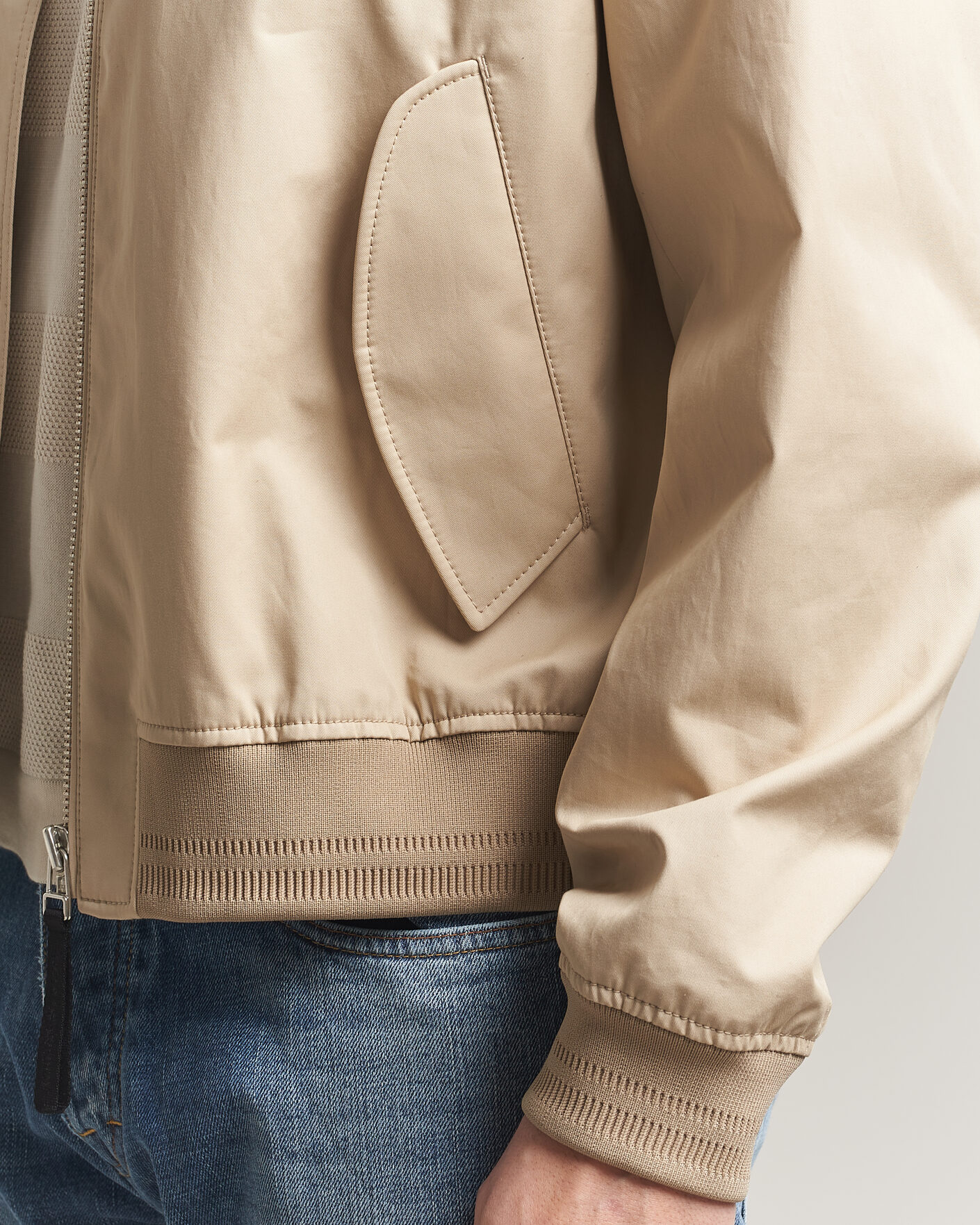 Men | Coats & Jackets | Tiger of Sweden | Ewan Bomber Jacket Tehina