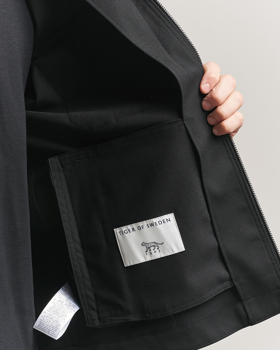 Men | Shirts | Tiger of Sweden | Barnaby Technical Overshirt Black