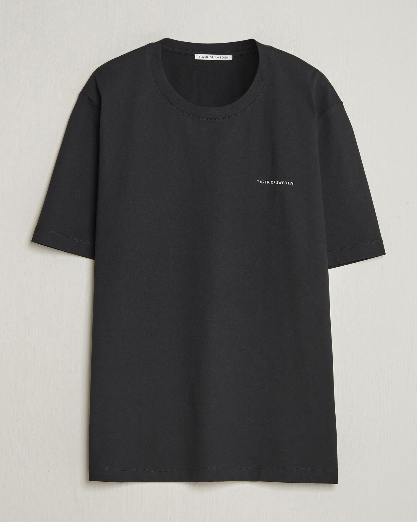 Men | T-Shirts | Tiger of Sweden | Pro Cotton Logo T-Shirt Black