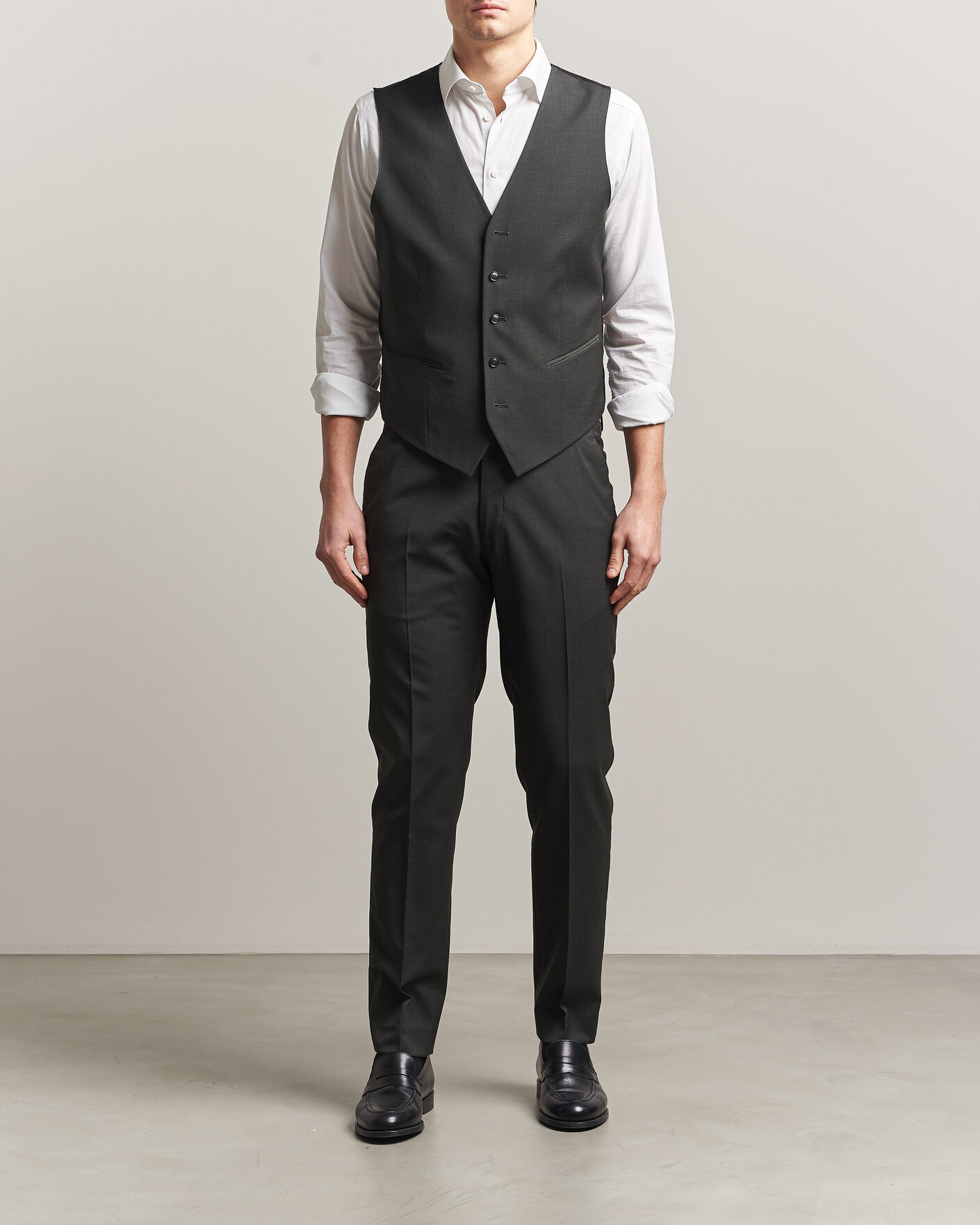 Men | Gilets | Tiger of Sweden | Winston Wool Travel Waistcoat Olive Extreme