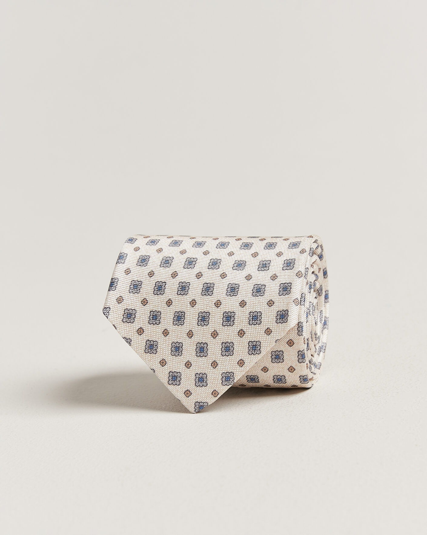 Men | Ties | Amanda Christensen | Silk Oxford 8cm Flower Tie Cream