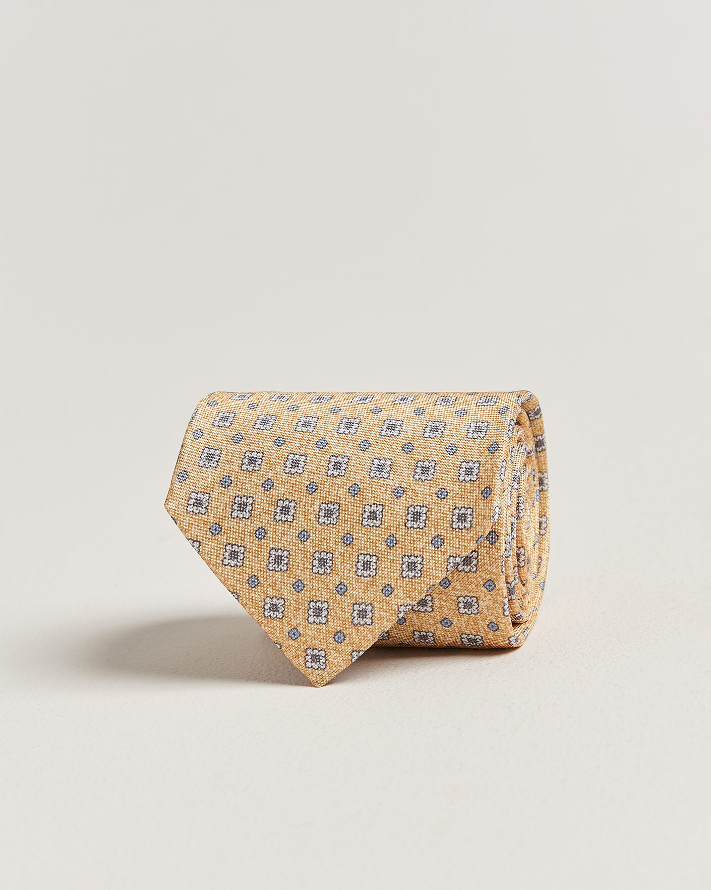 Men | Ties | Amanda Christensen | Silk Oxford 8cm Flower Tie Yellow