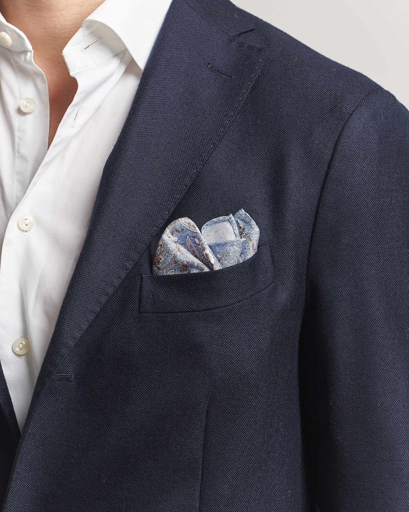 Men | Pocket Squares | Amanda Christensen | Silk Oxford Large Flower Pocket Square Blue