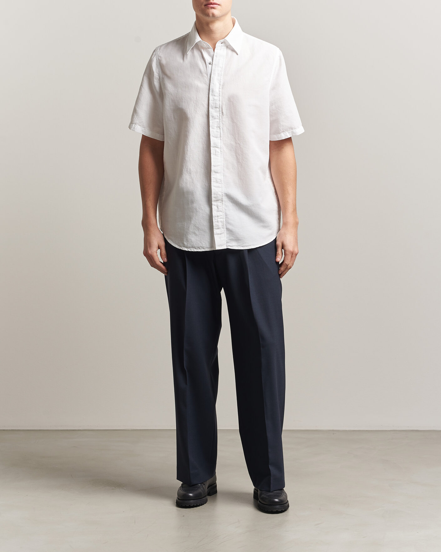 Men | Shirts | Filippa K | Cotton/Linen Short Sleeve Shirt White