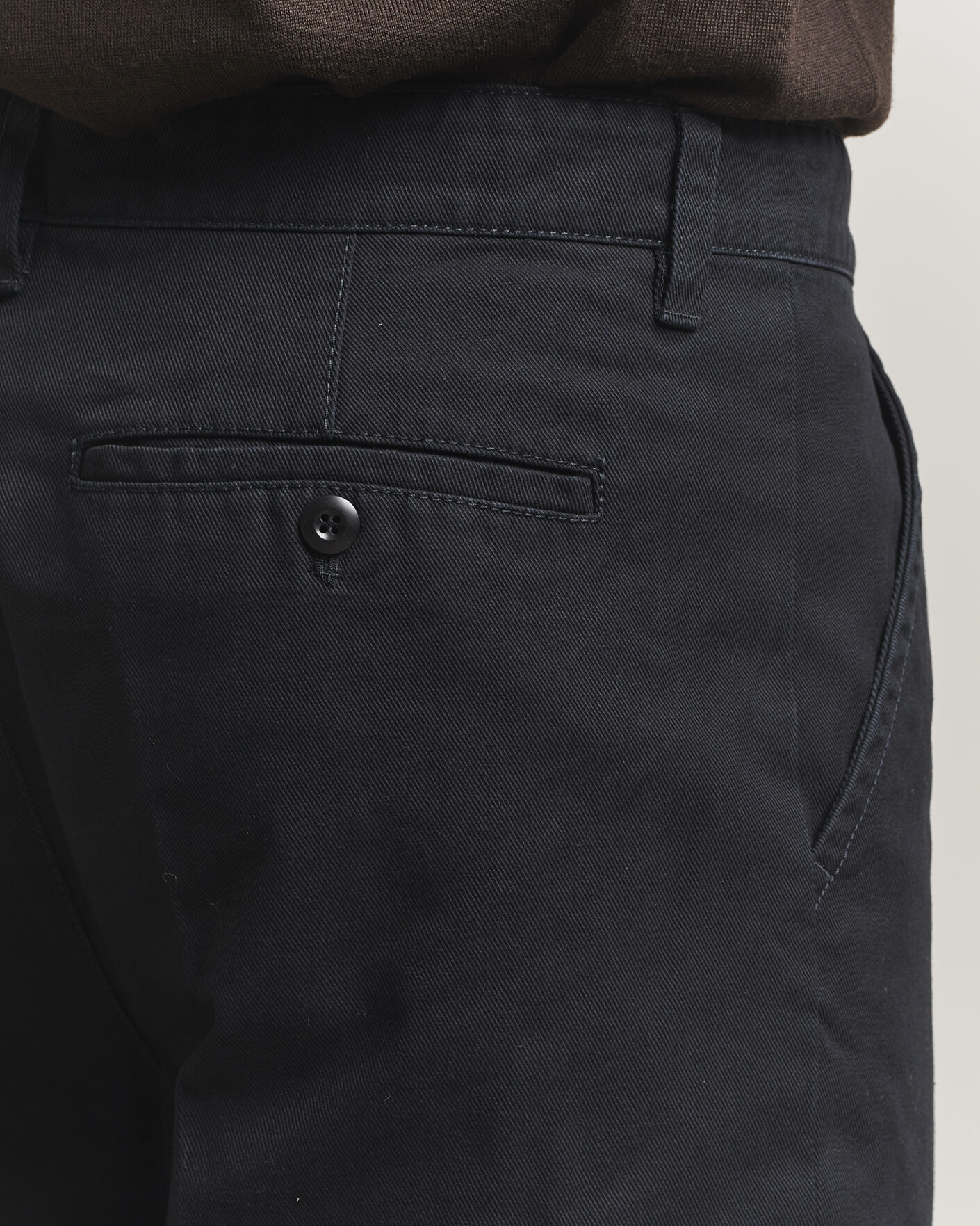 Men | Trousers | Filippa K | Carl Cotton Trousers Black