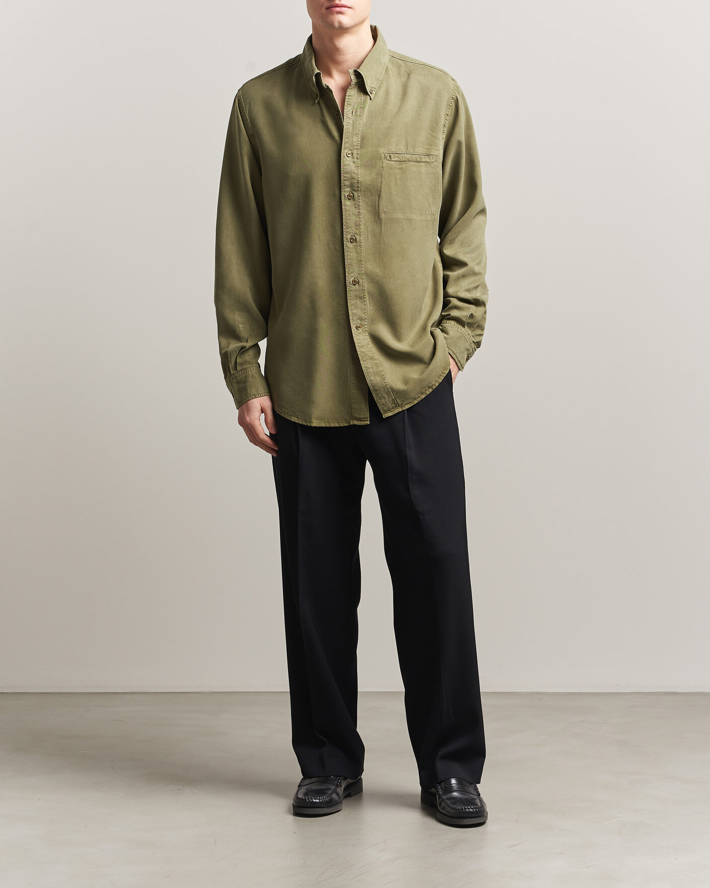 Men | Shirts | Filippa K | Zack Lyocell Shirt Laurel Green
