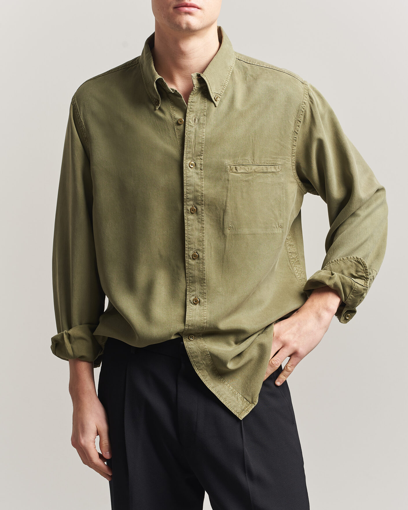 Men | Shirts | Filippa K | Zack Lyocell Shirt Laurel Green