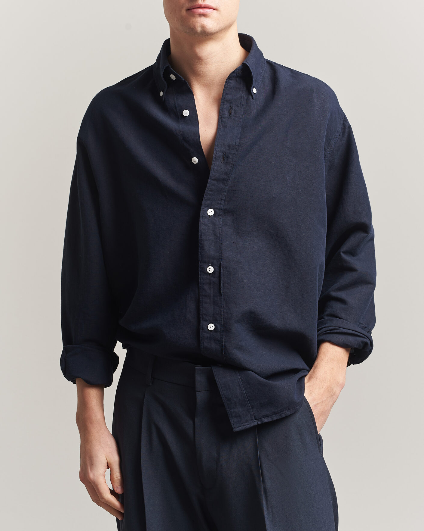 Men | Shirts | Filippa K | Relaxed Cotton/Linen Shirt Navy