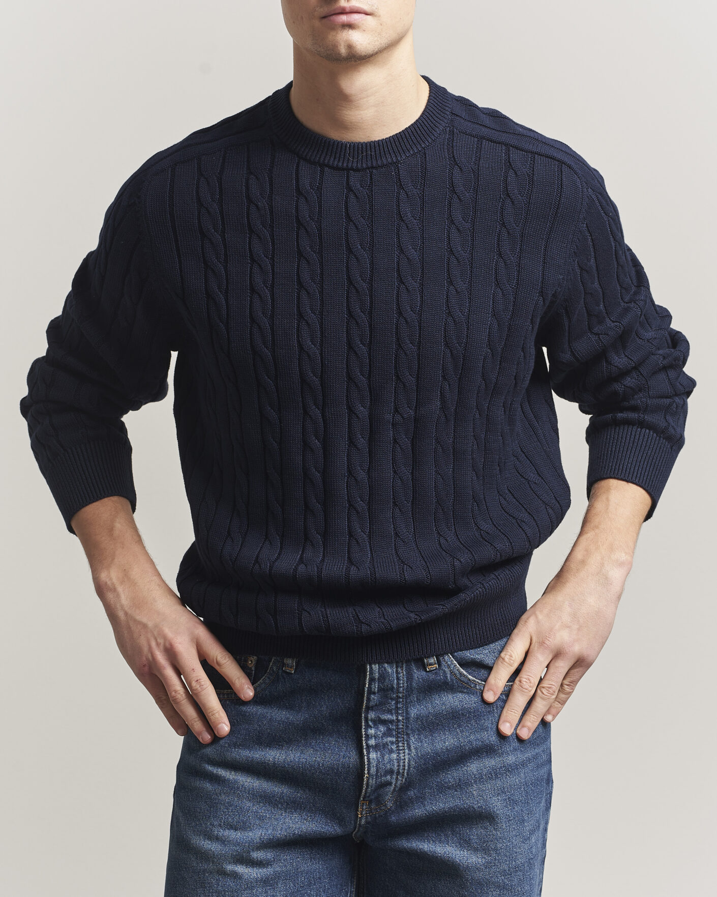 Men | Sweaters & Knitwear | Filippa K | Cotton Cable Crew Neck Sweater Navy
