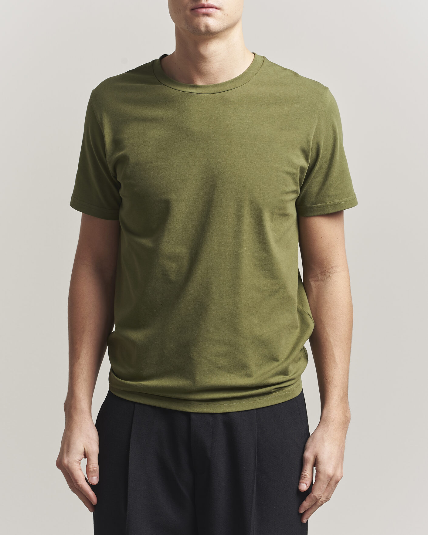 Men | T-Shirts | Filippa K | Soft Lycra T-Shirt Laurel Green