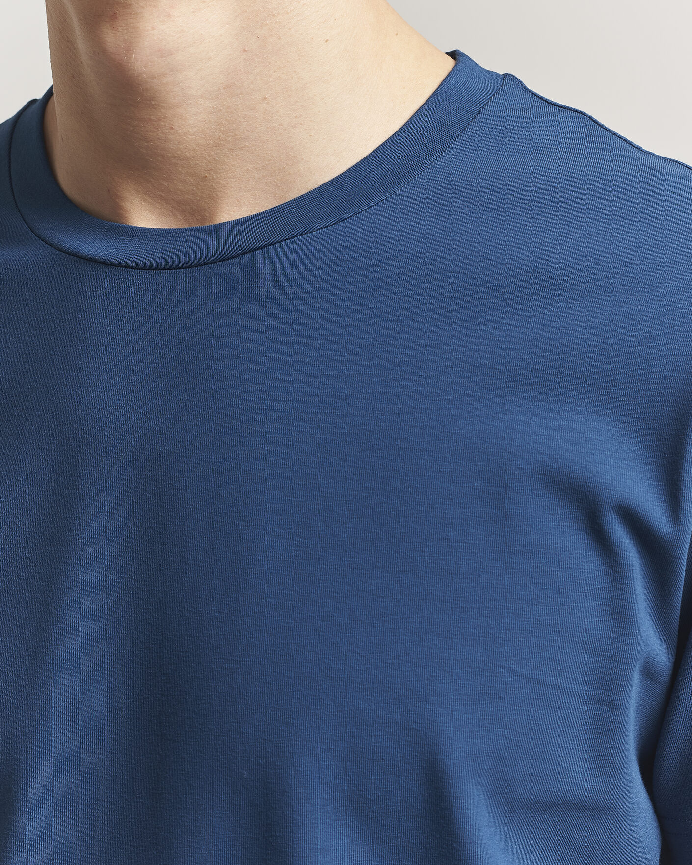 Men | T-Shirts | Filippa K | Soft Lycra T-Shirt Night Teal