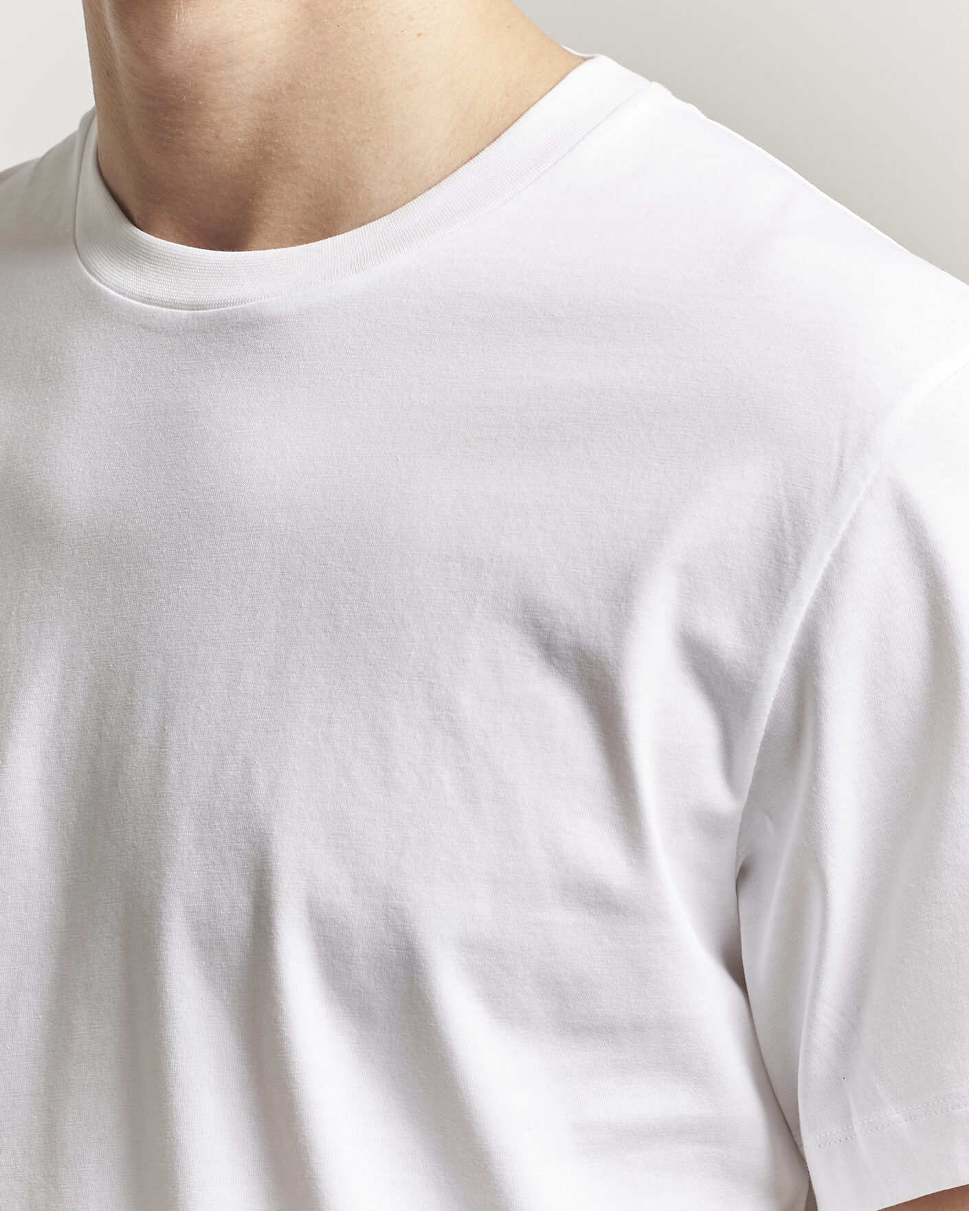 Men | T-Shirts | Filippa K | Filip Crew Neck T-Shirt White