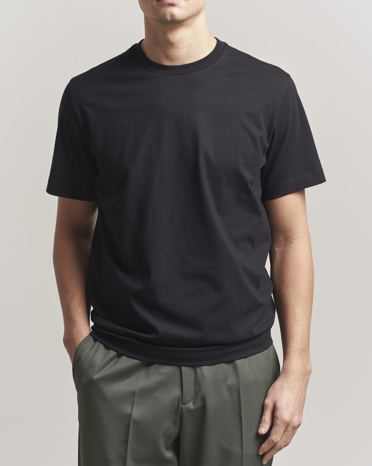 Men | T-Shirts | Filippa K | Filip Crew Neck T-Shirt Black