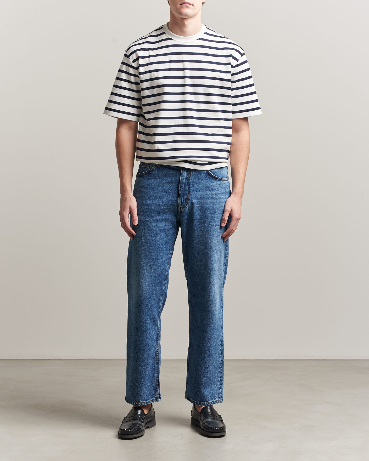 Men | T-Shirts | Filippa K | Striped Crew Neck T-Shirt White/Navy