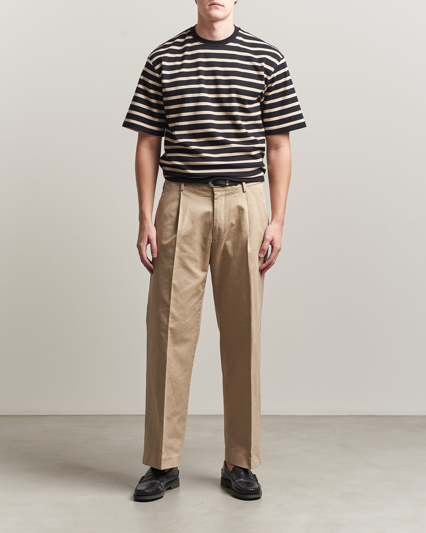 Men | T-Shirts | Filippa K | Striped Crew Neck T-Shirt Black/Pearl