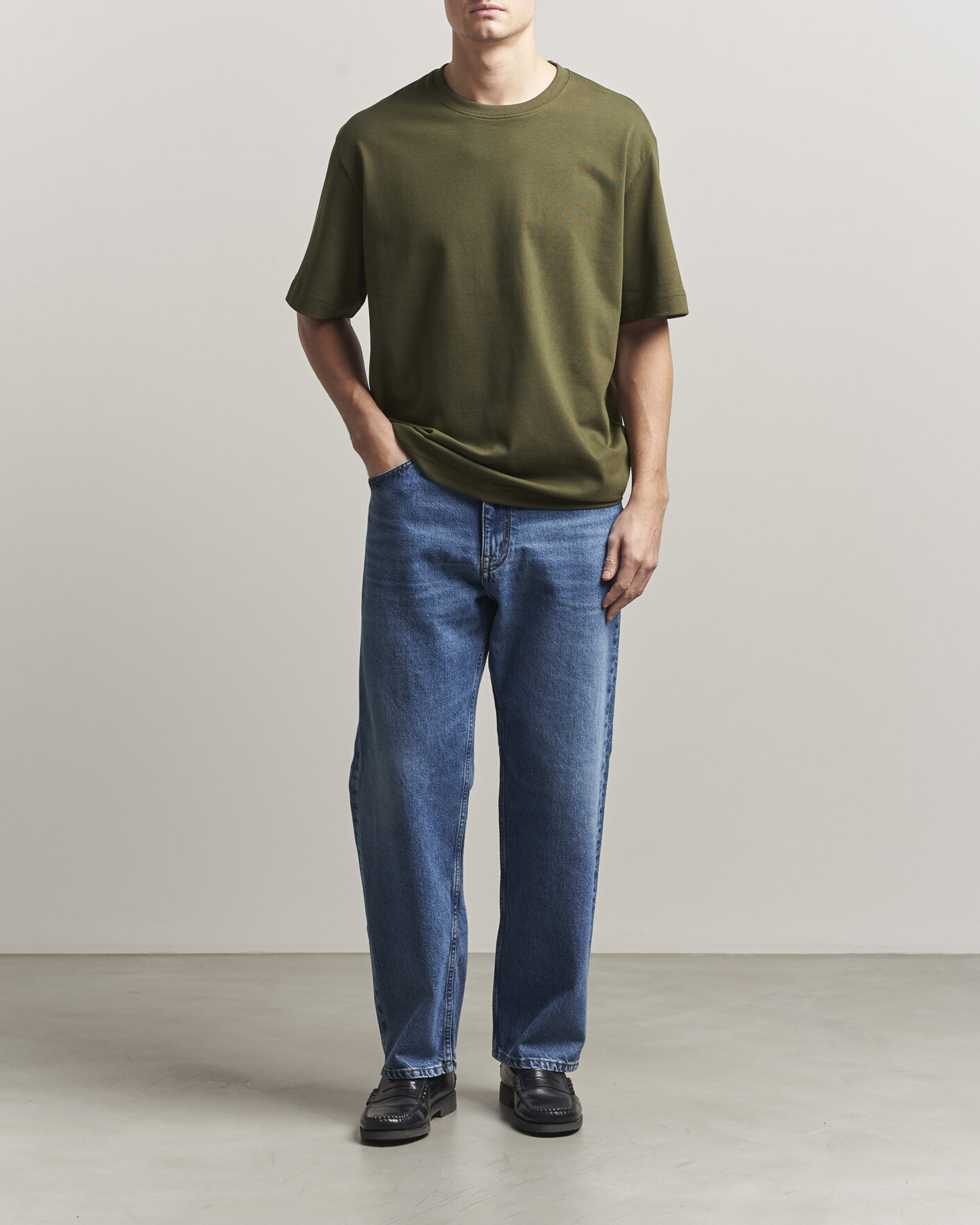 Men | T-Shirts | Filippa K | Heavy Cotton Crew Neck T-Shirt Midnight Green