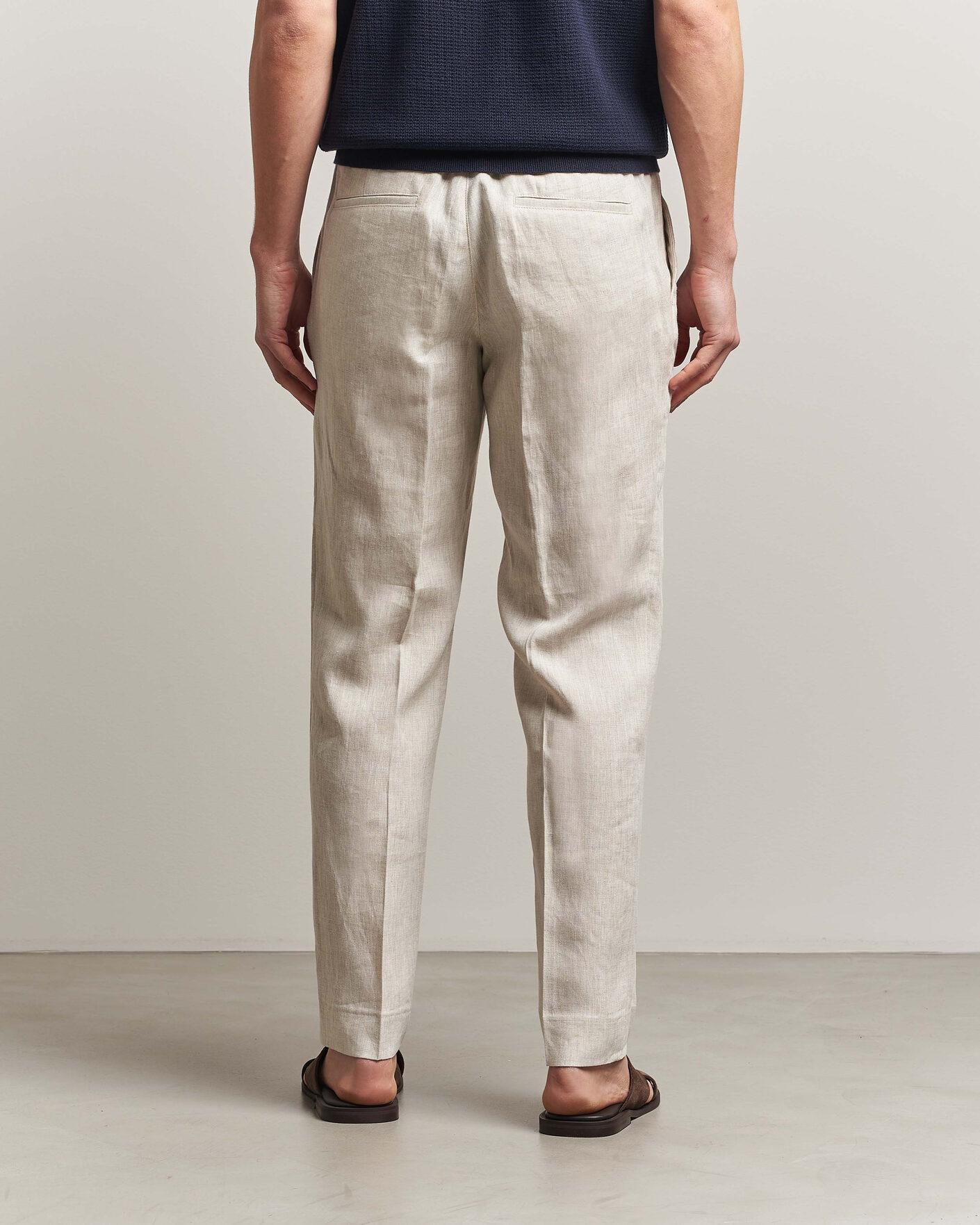Men | Trousers | J.Lindeberg | Soren Drape Linen Pants Moonbeam