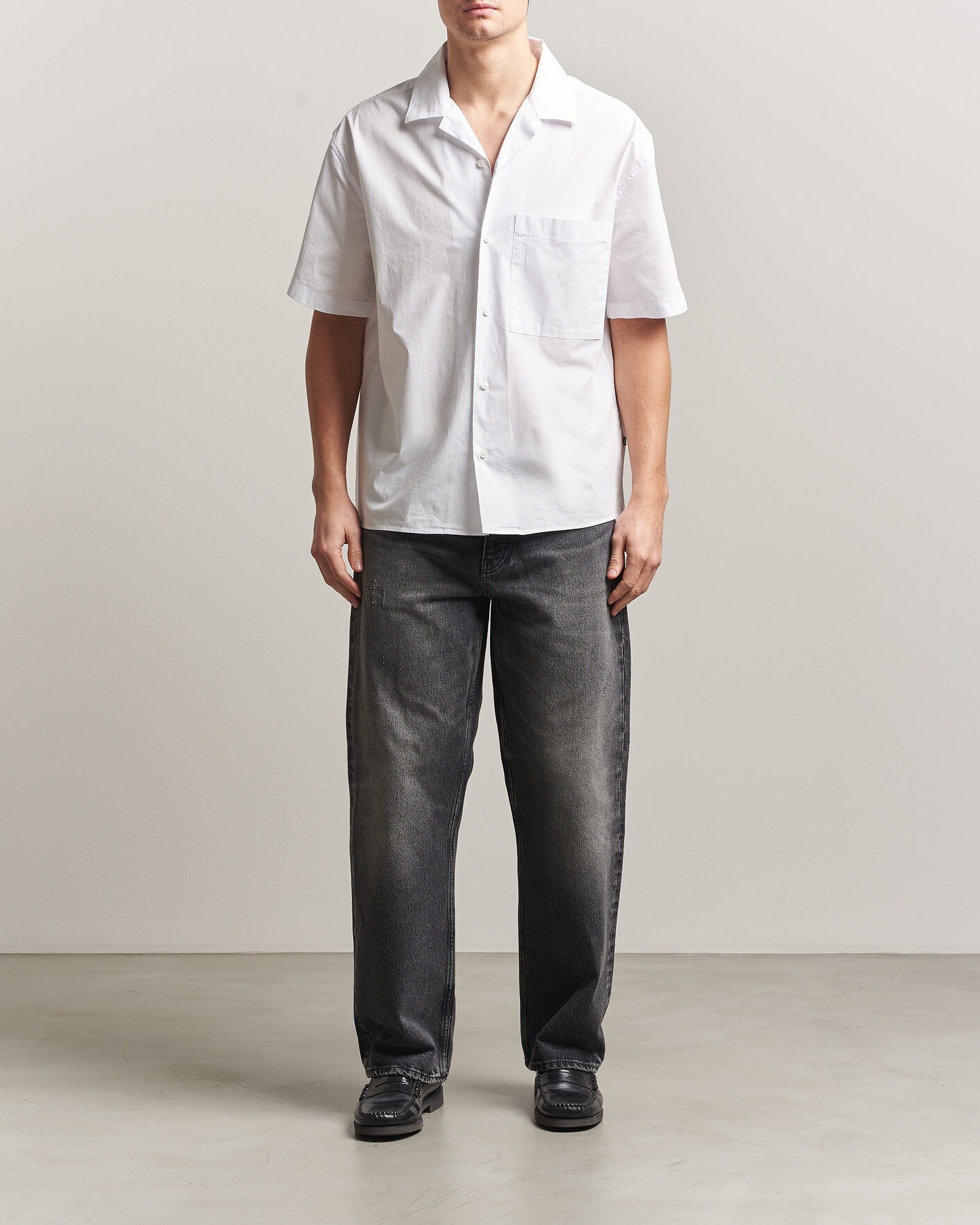 Men | Shirts | J.Lindeberg | Ellis Cotton Resort Shirt White