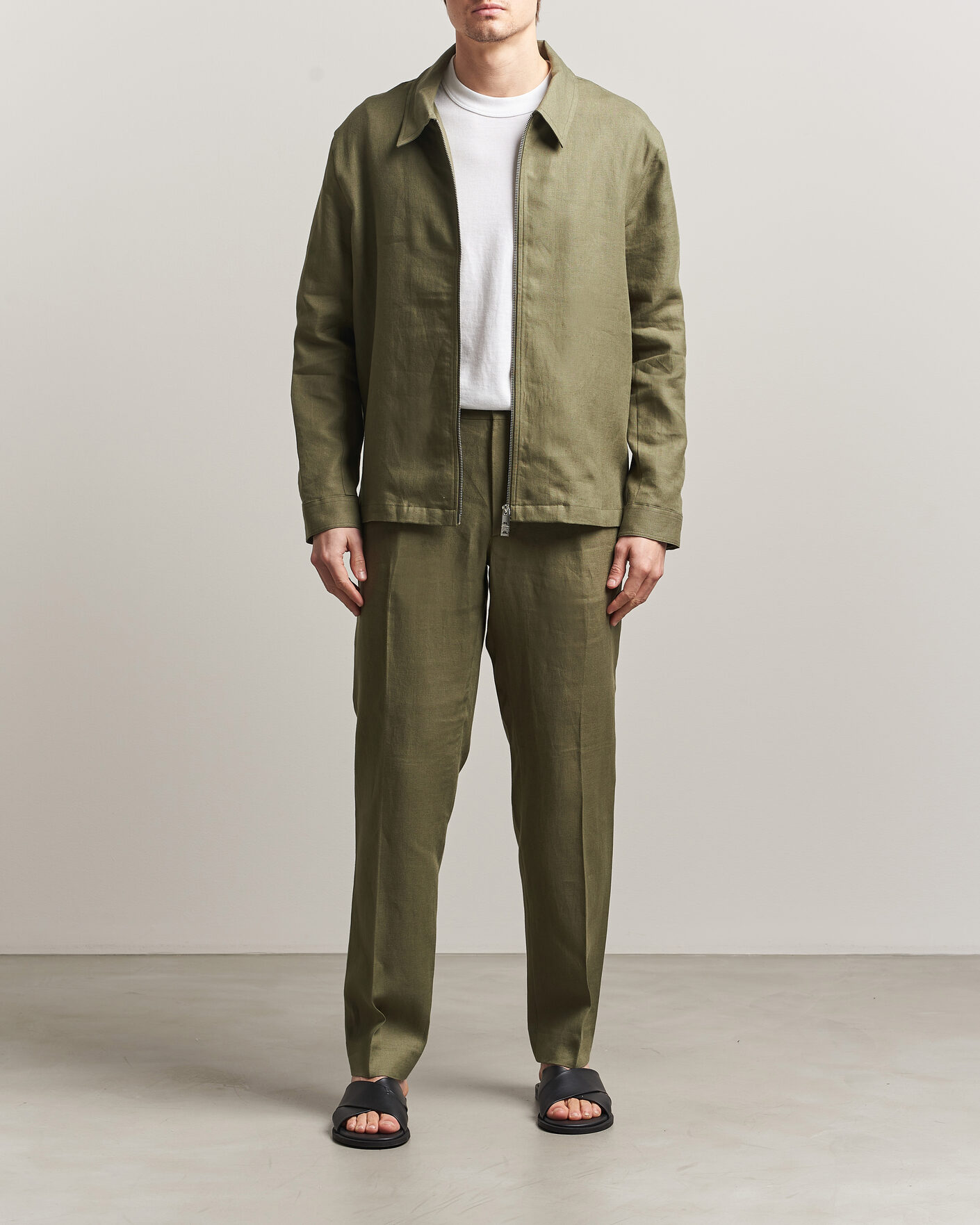 Men | Trousers | J.Lindeberg | Soren Drape Linen Pants Kalamata