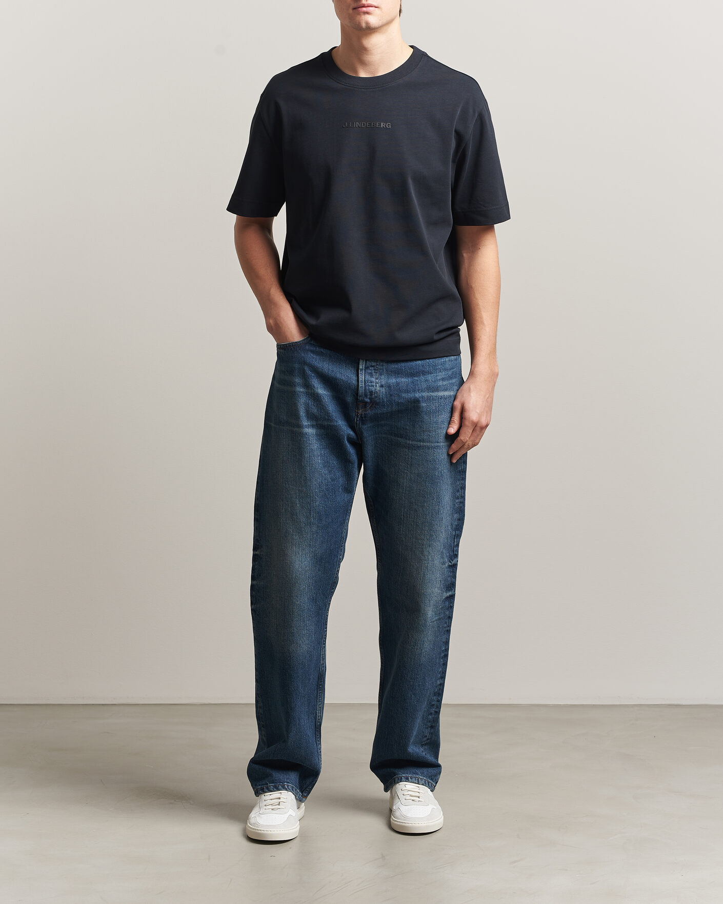 Men | T-Shirts | J.Lindeberg | Hale Heavy Logo T-Shirt Black