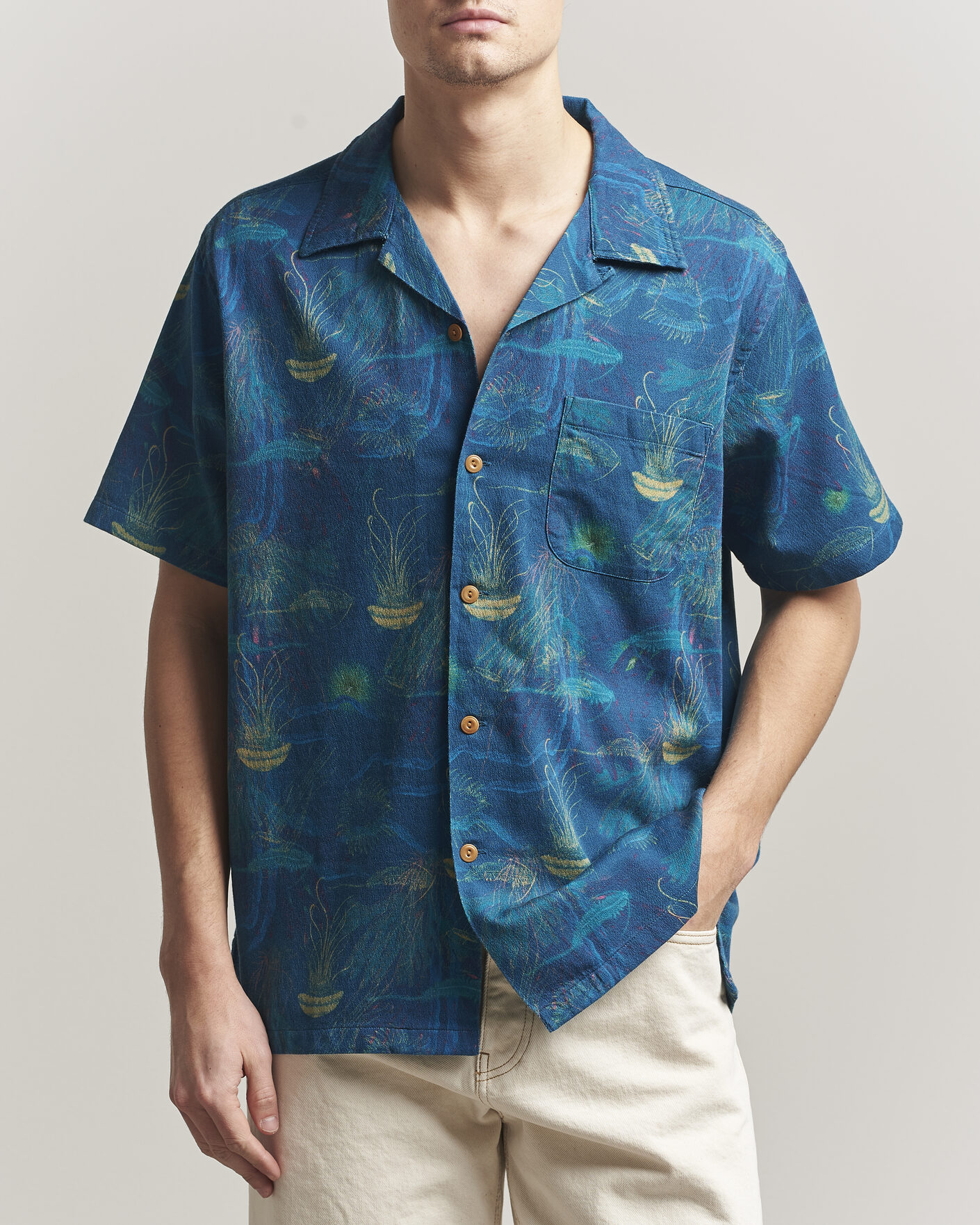 Men | Shirts | Nudie Jeans | Arvid Hawaii Shirt Deep Sea