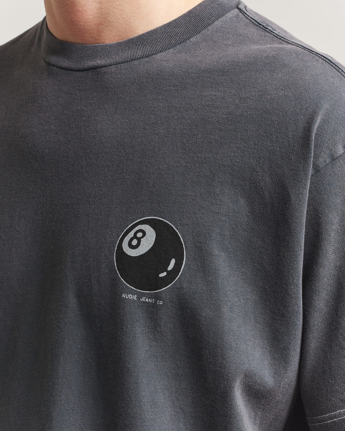 Men | T-Shirts | Nudie Jeans | Koffe Printed T-Shirt Antracite