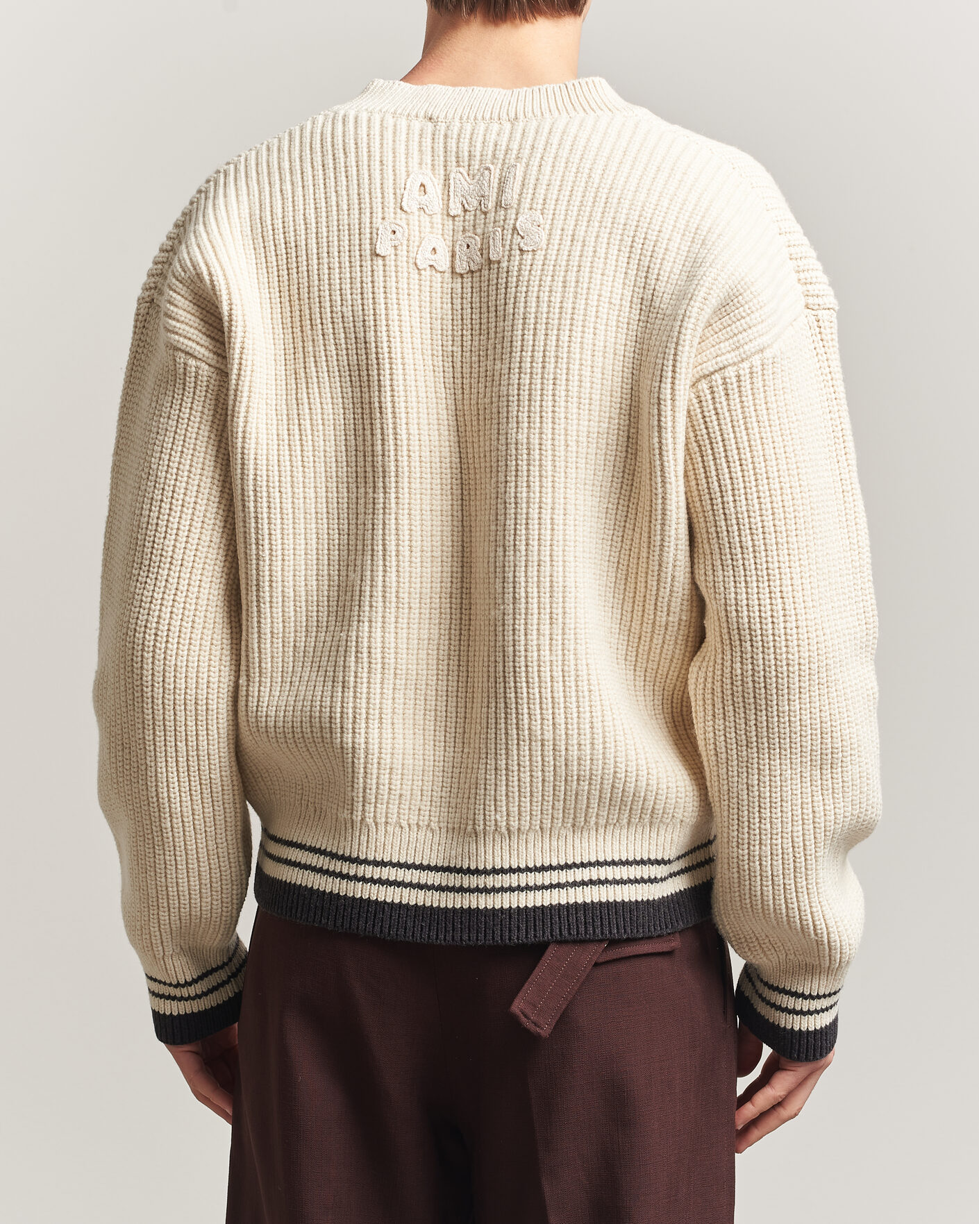 Men | Sweaters & Knitwear | AMI | Wool/Cotton Ribbed V-Neck Creme
